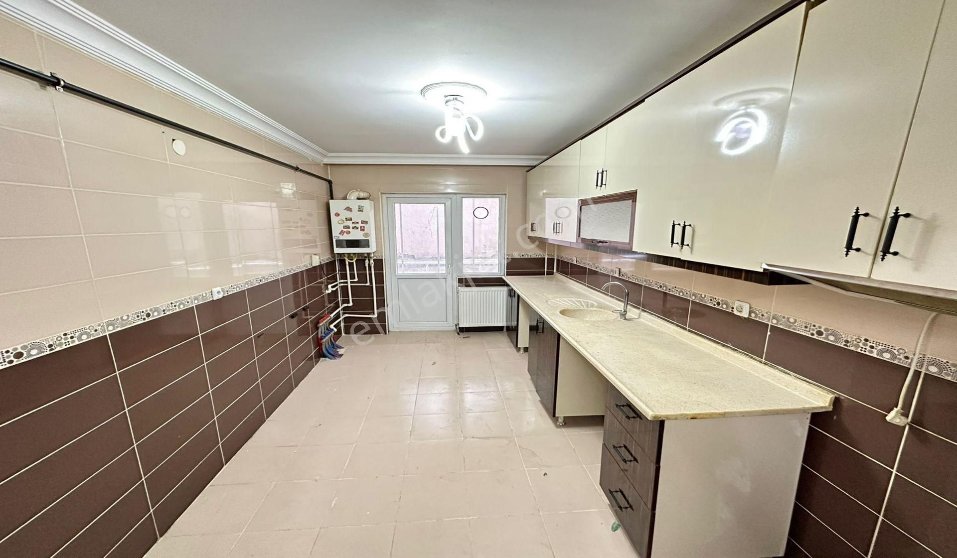 Ataparkda Yeni Binada Katta 3+1 Asansörlü Full Yapılı Masrafsız - Görsel 9