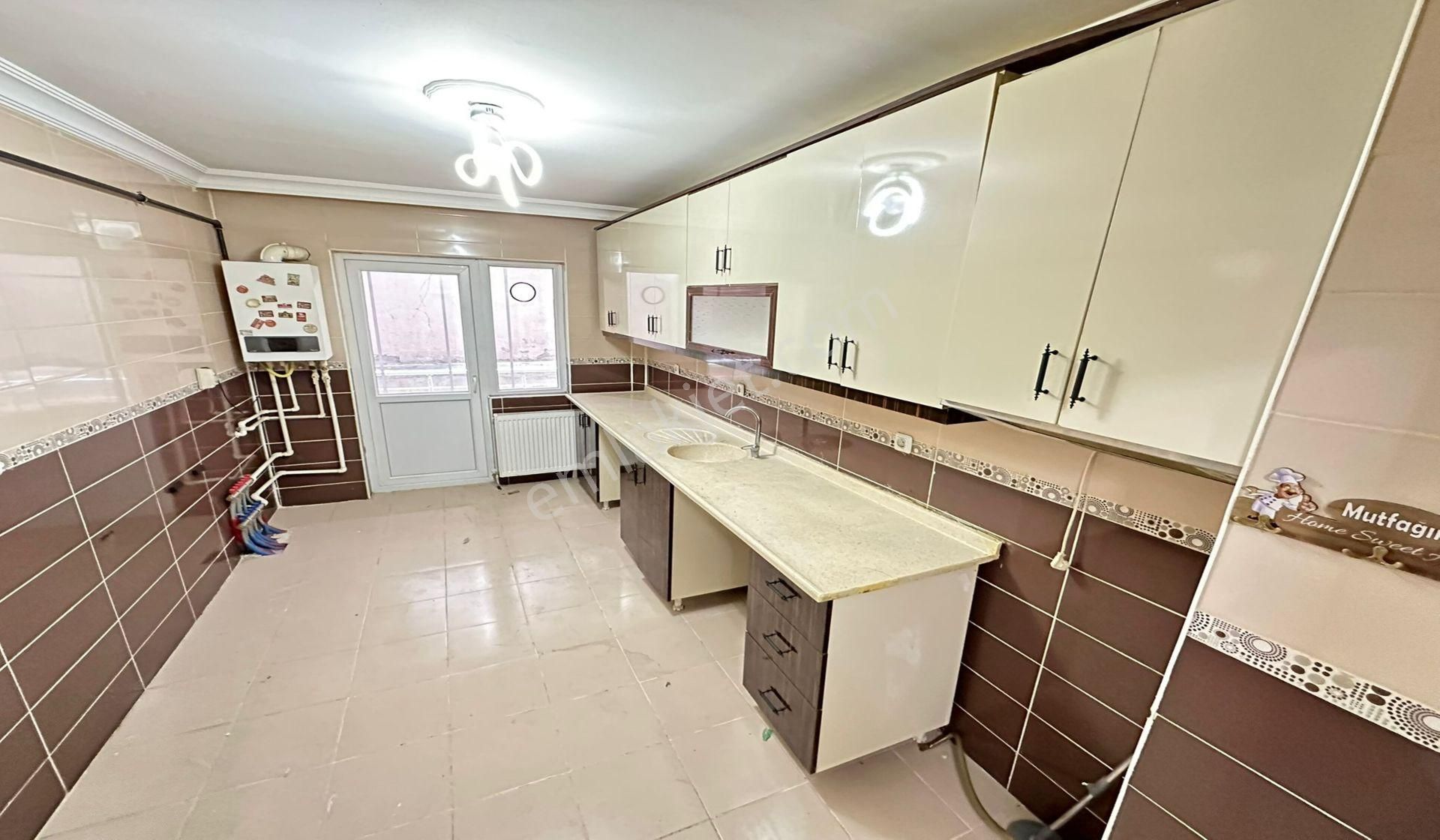 Ataparkda Yeni Binada Katta 3+1 Asansörlü Full Yapılı Masrafsız - Görsel 2