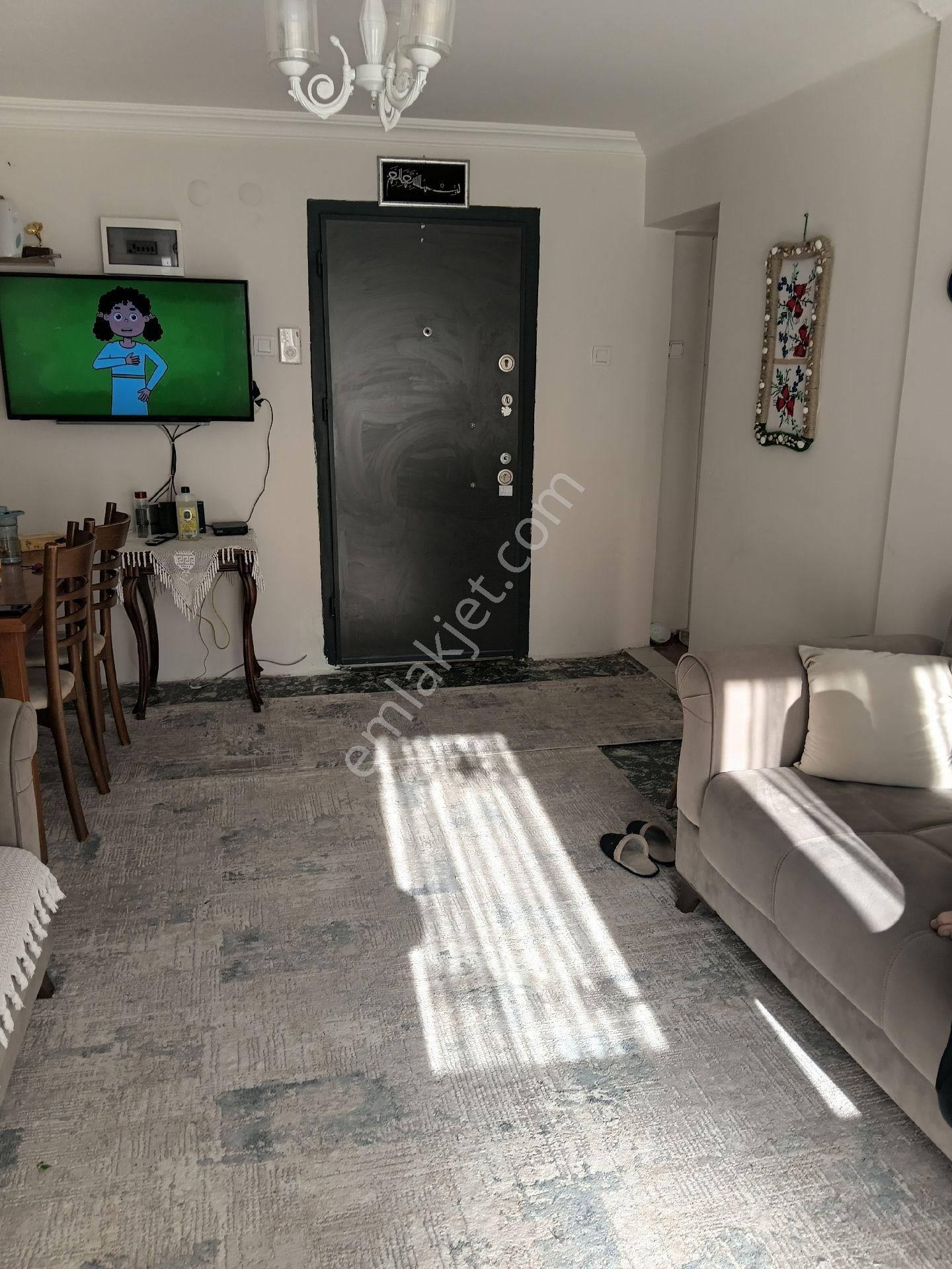 Satılık Temiz Daire Çinentepe Kakonun Orda Okullara Marketlere Yakını Asansörlü - Görsel 3