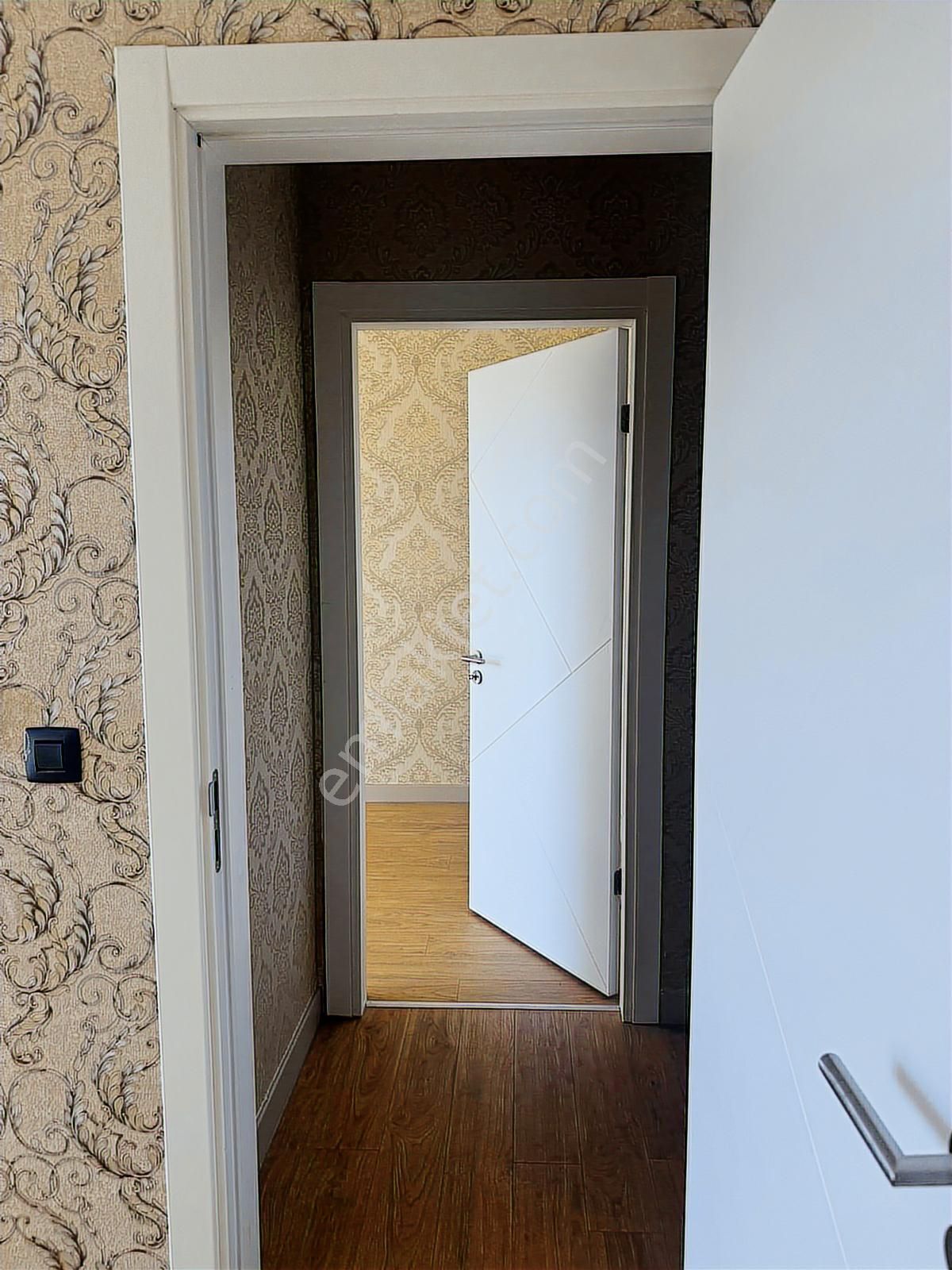 Alizeden Sefaköy İnönü De Yeni Bina Kısa Kat Özel Deko Boş - Görsel 35