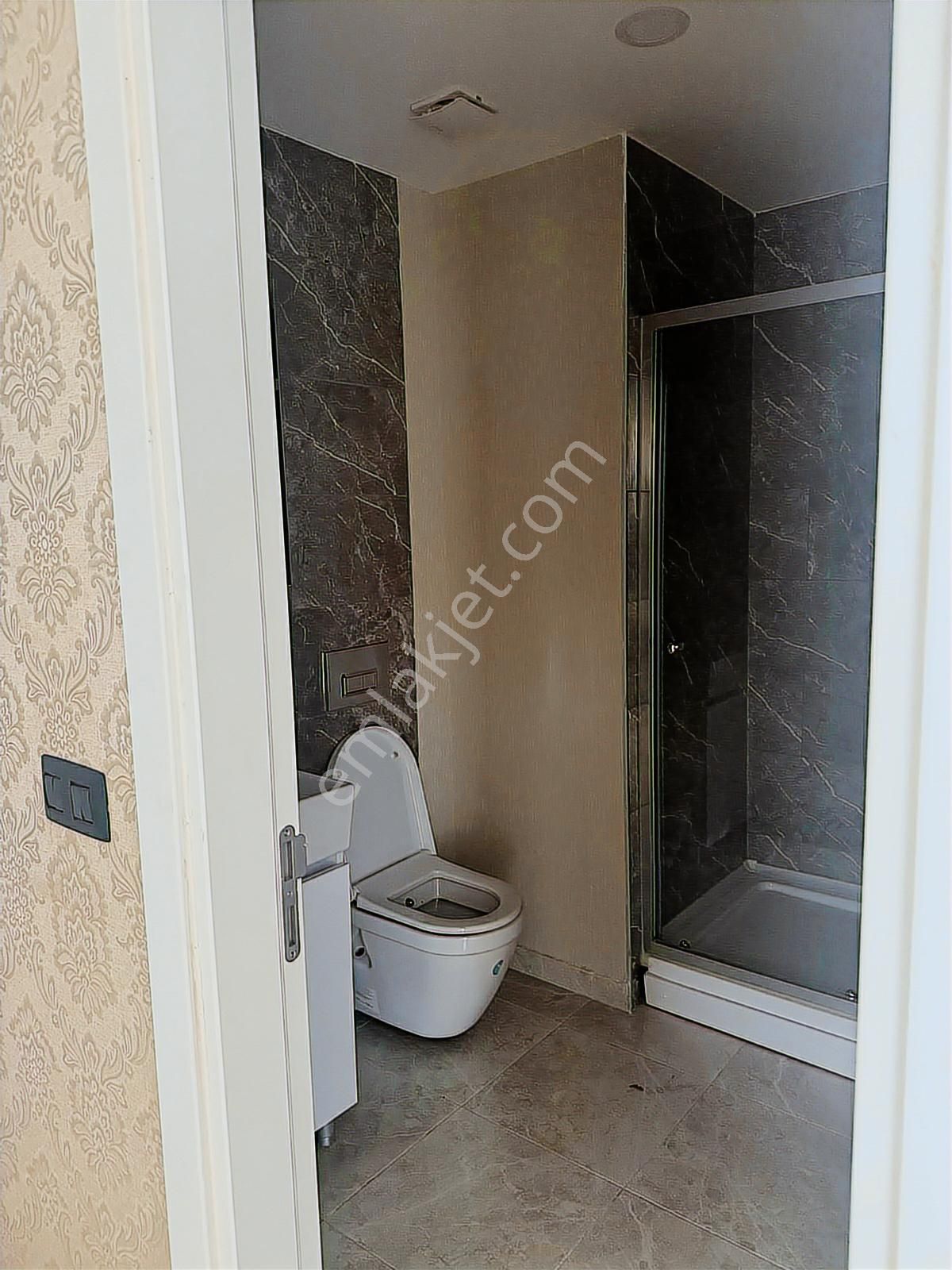 Alizeden Sefaköy İnönü De Yeni Bina Kısa Kat Özel Deko Boş - Görsel 31