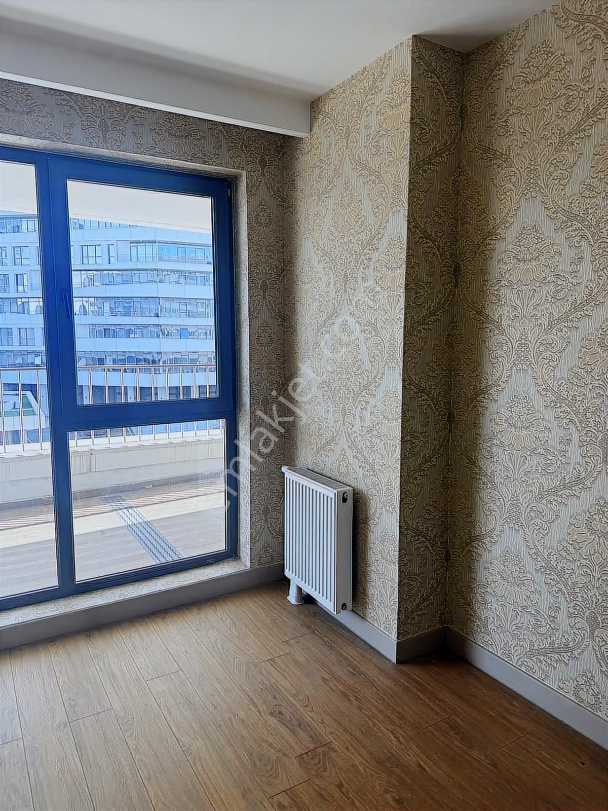 Alizeden Sefaköy İnönü De Yeni Bina Kısa Kat Özel Deko Boş - Görsel 33