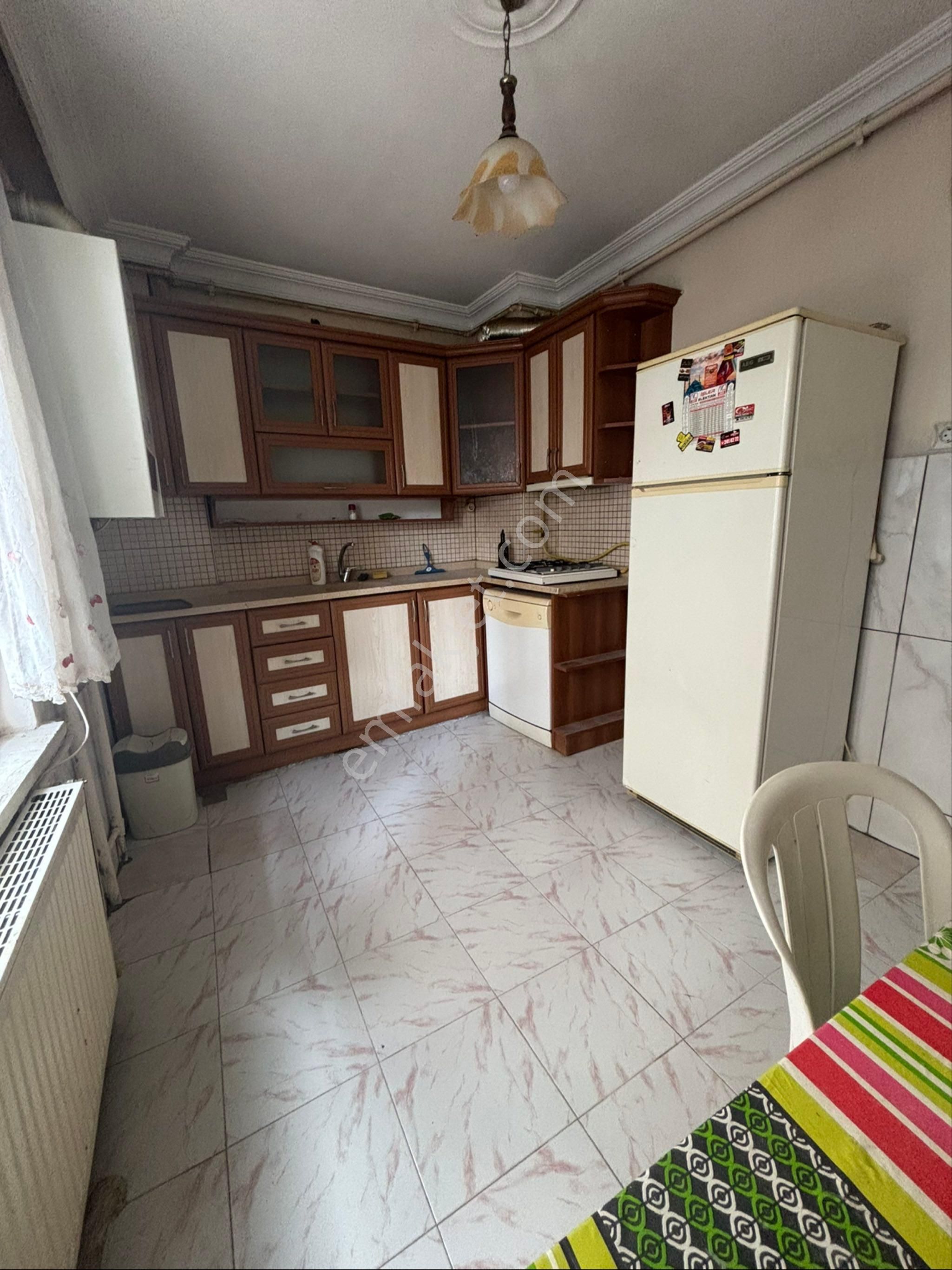 Gül Emlaktan Hisar İçi Mahallesinde Satılık 1.kat Bakımlı Ferah Daire - Görsel 9
