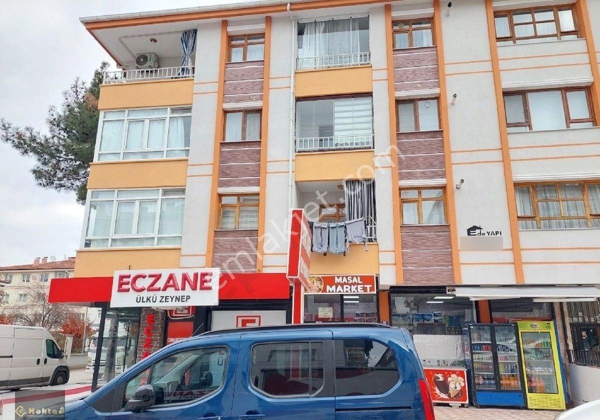 Etimesgut K.karabekirde 2.karakat 125m2 Öncelhe Masrafsız Mülemmel Lokasyonlu Satılık 3+1 Daire