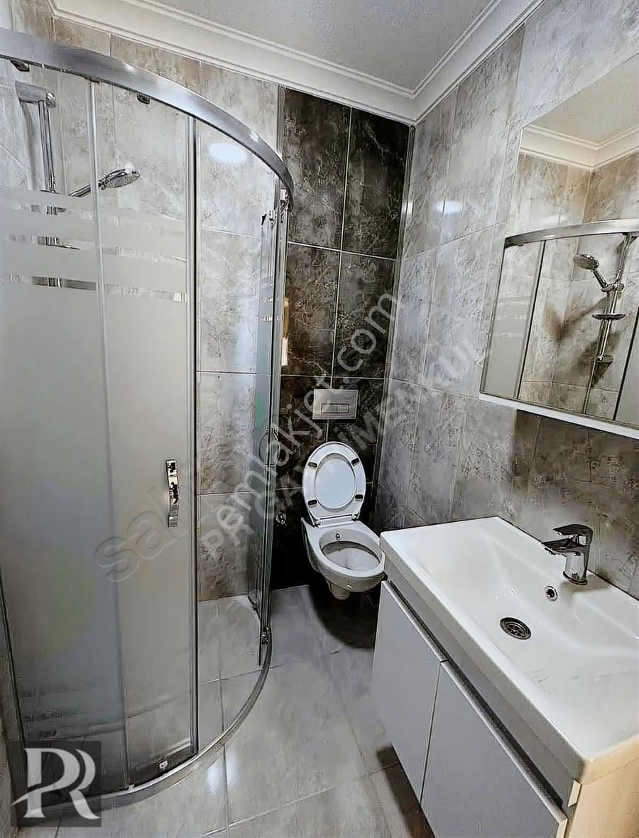 P&r Gayrimenkul'den Ünalan Yeni Bina Eşyalı 1+1 Daire - Görsel 8