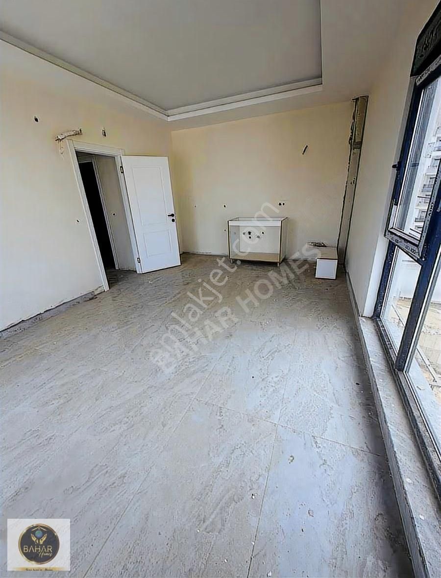 Merkezi Konumda Full Deniz Manzaralı Harika Yatırımlık Daire - Görsel 15