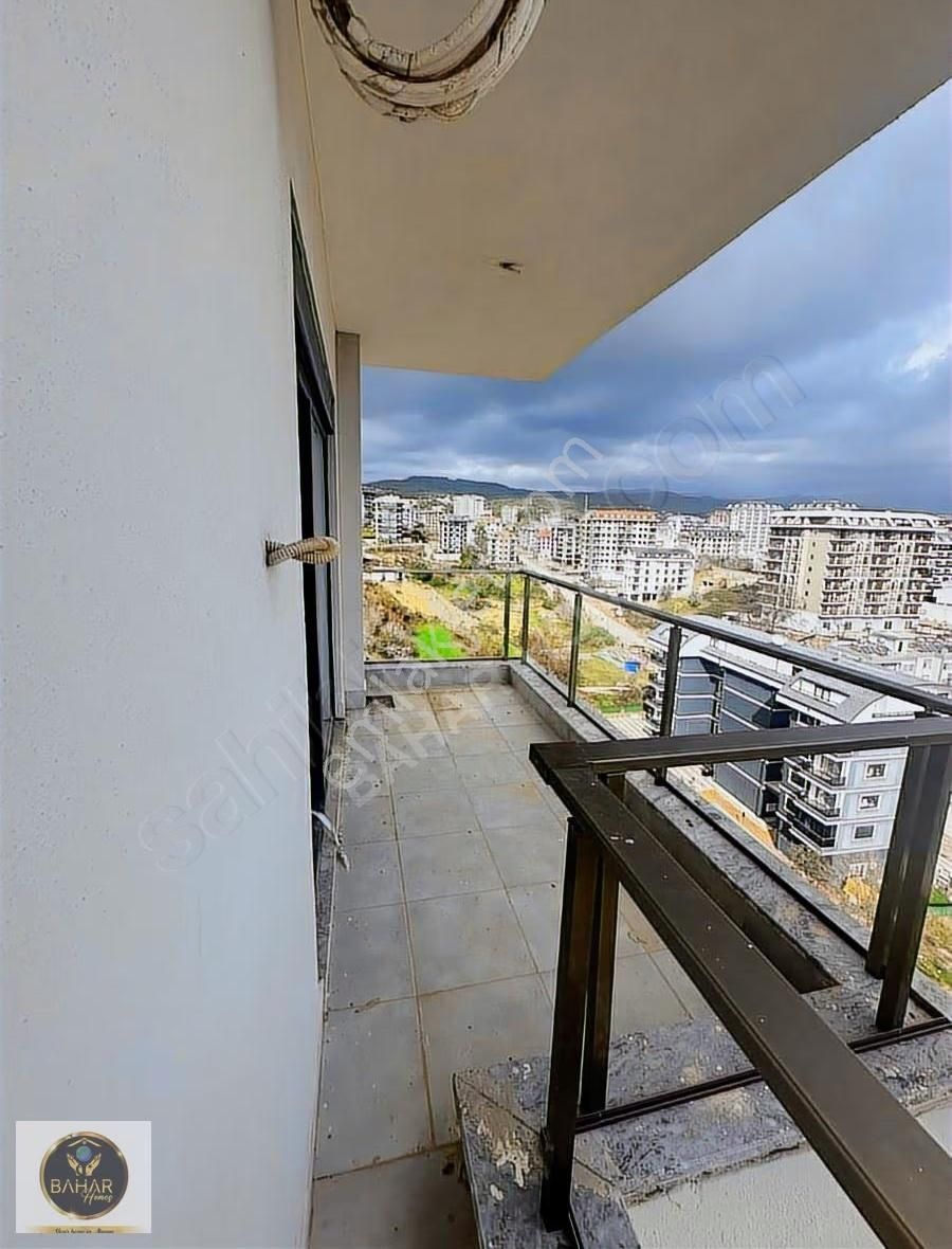 Merkezi Konumda Full Deniz Manzaralı Harika Yatırımlık Daire - Görsel 3