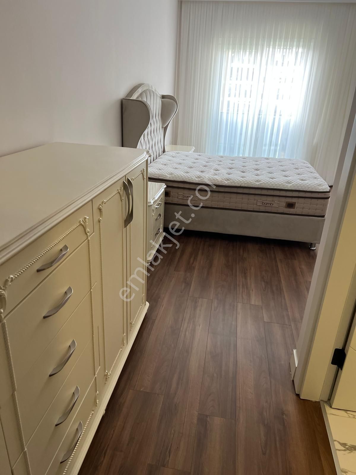 Tuzla’nın Prestijli Projesinde Peyzaj Ve Havuz Cepheli, Full Eşyalı 2+1 Kiralık Daire - Görsel 8