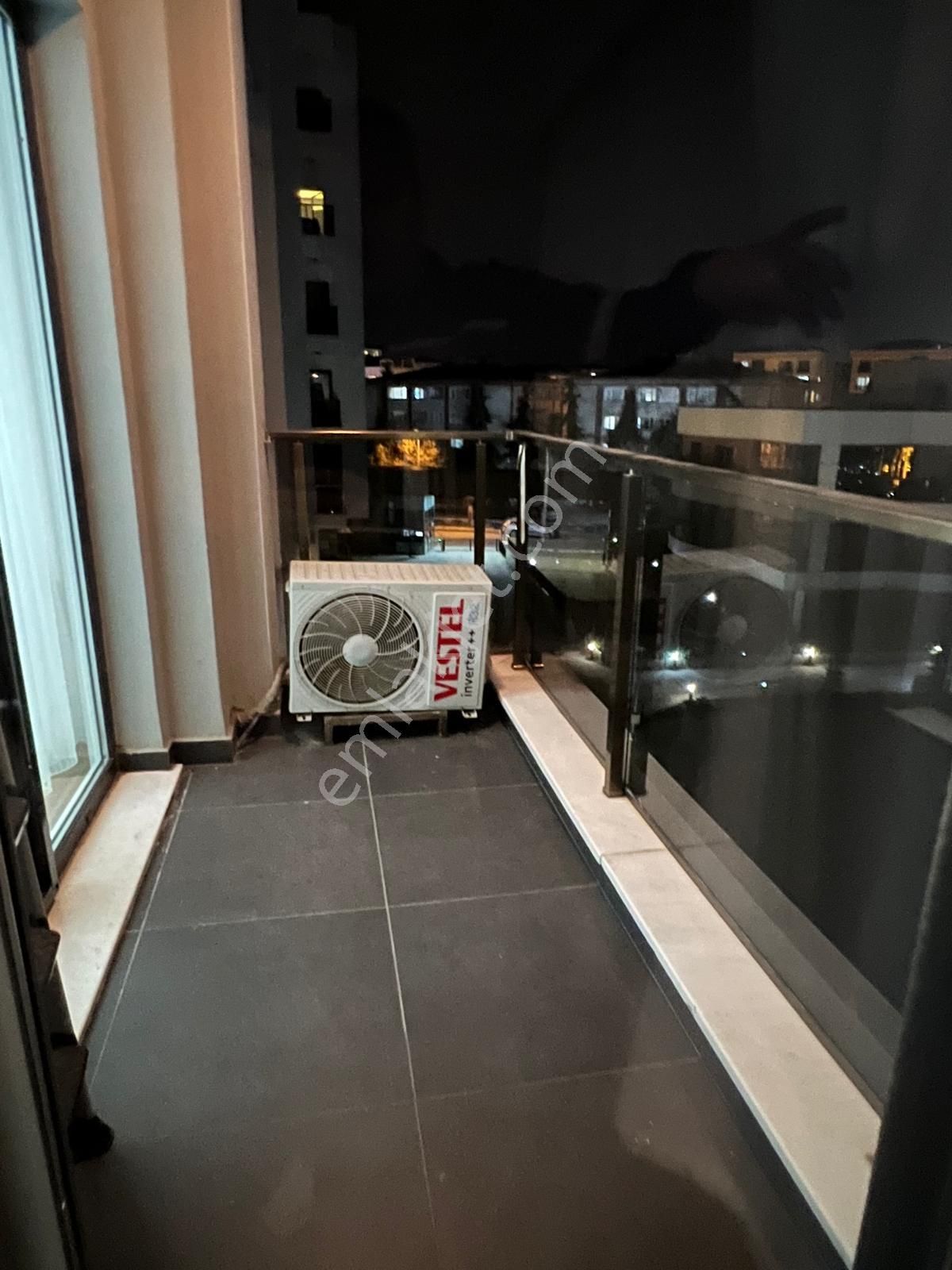 Tuzla’nın Prestijli Projesinde Peyzaj Ve Havuz Cepheli, Full Eşyalı 2+1 Kiralık Daire - Görsel 19