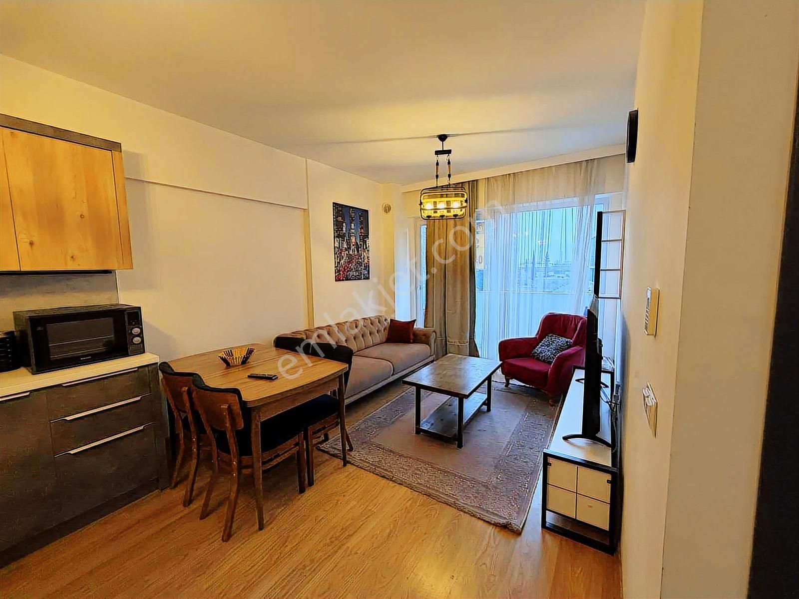 Antalya En Gözde Sitesinde Full Yeni Temiz Eşyalı 1+1 Kiralık