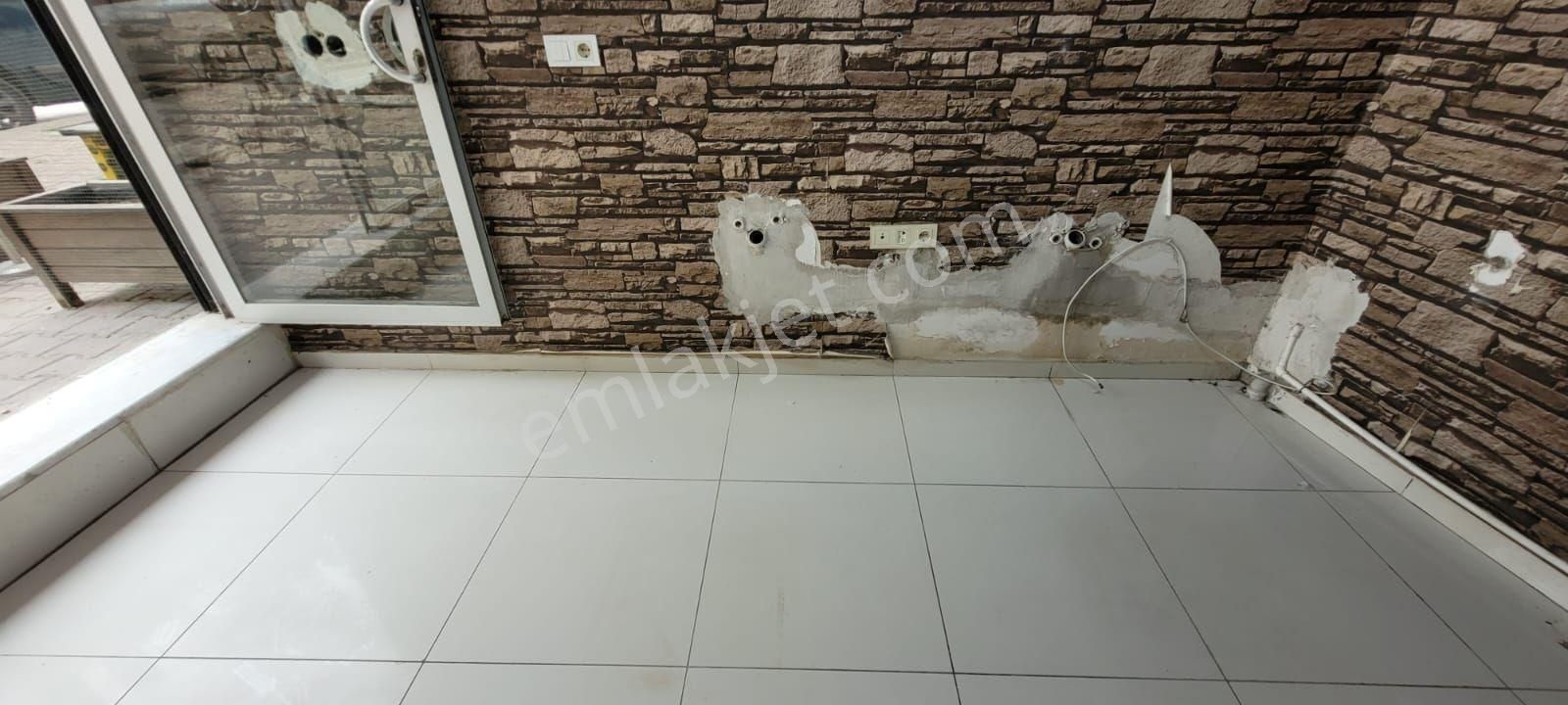 S.evler Yeni Devlet Hast.yakini Yeni Binada 10m2 Düzgiris Kiralik Dükkan - Görsel 8