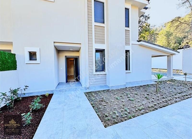 566 M² Arsa İçinde 4+1 Lüks Villa Müştemilatlı-havuzlu - Görsel 22