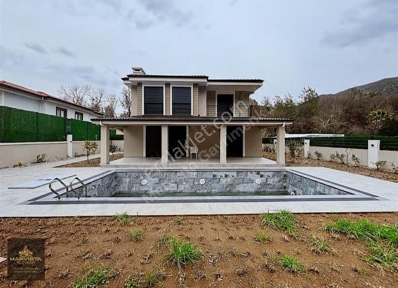 566 M² Arsa İçinde 4+1 Lüks Villa Müştemilatlı-havuzlu - Görsel 15