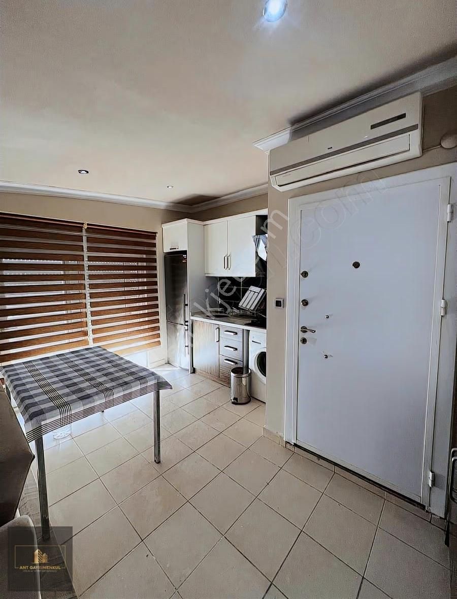 Kültür Kafeler Arkası Lüks Eşyalı Çatı Kati - Görsel 4