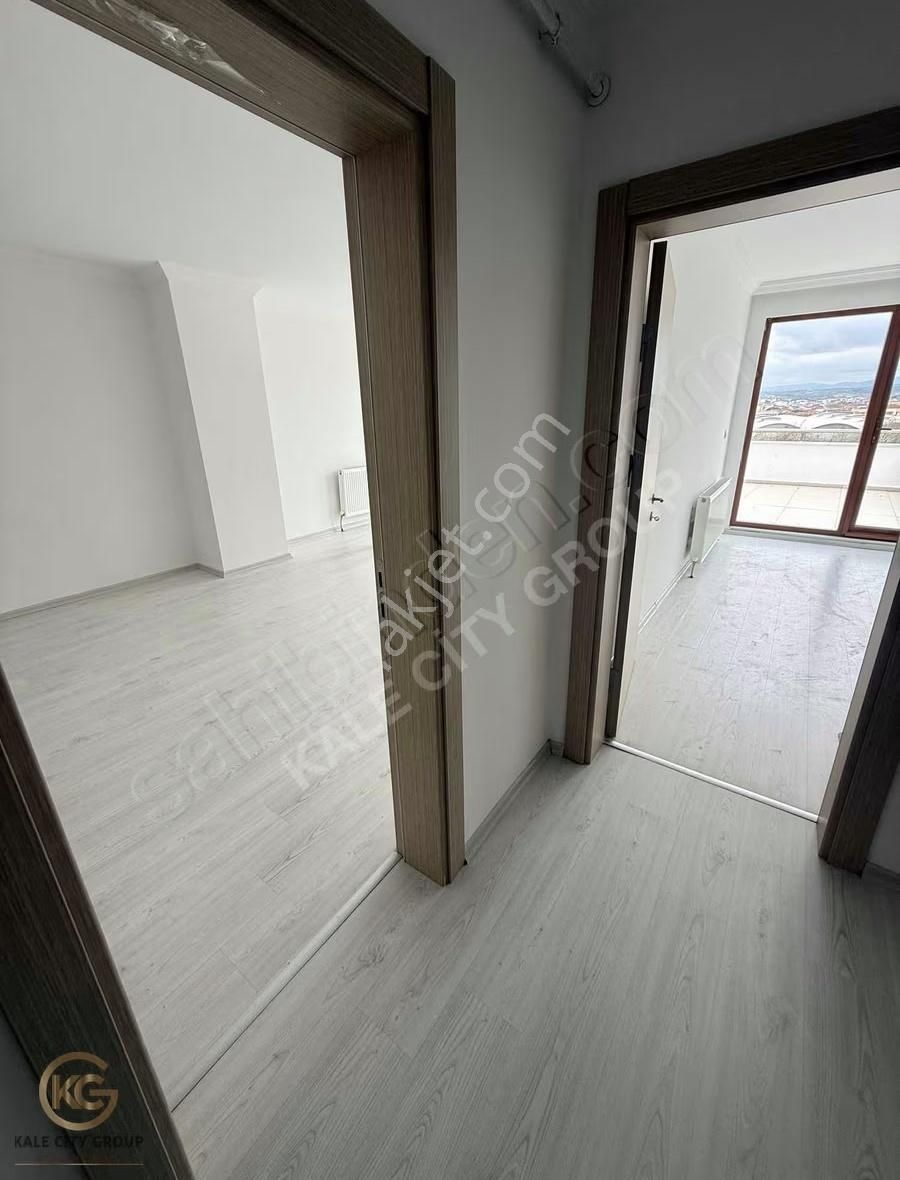 Biga Muammer Aksoy Cd. Üzeri Satılık 3+1 Dubleks Daire 210 M2 - Görsel 25