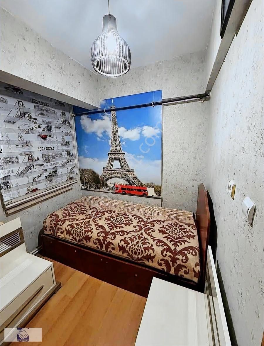 İstiklal Caddesinde Satılık 2+1 Daire - Görsel 18