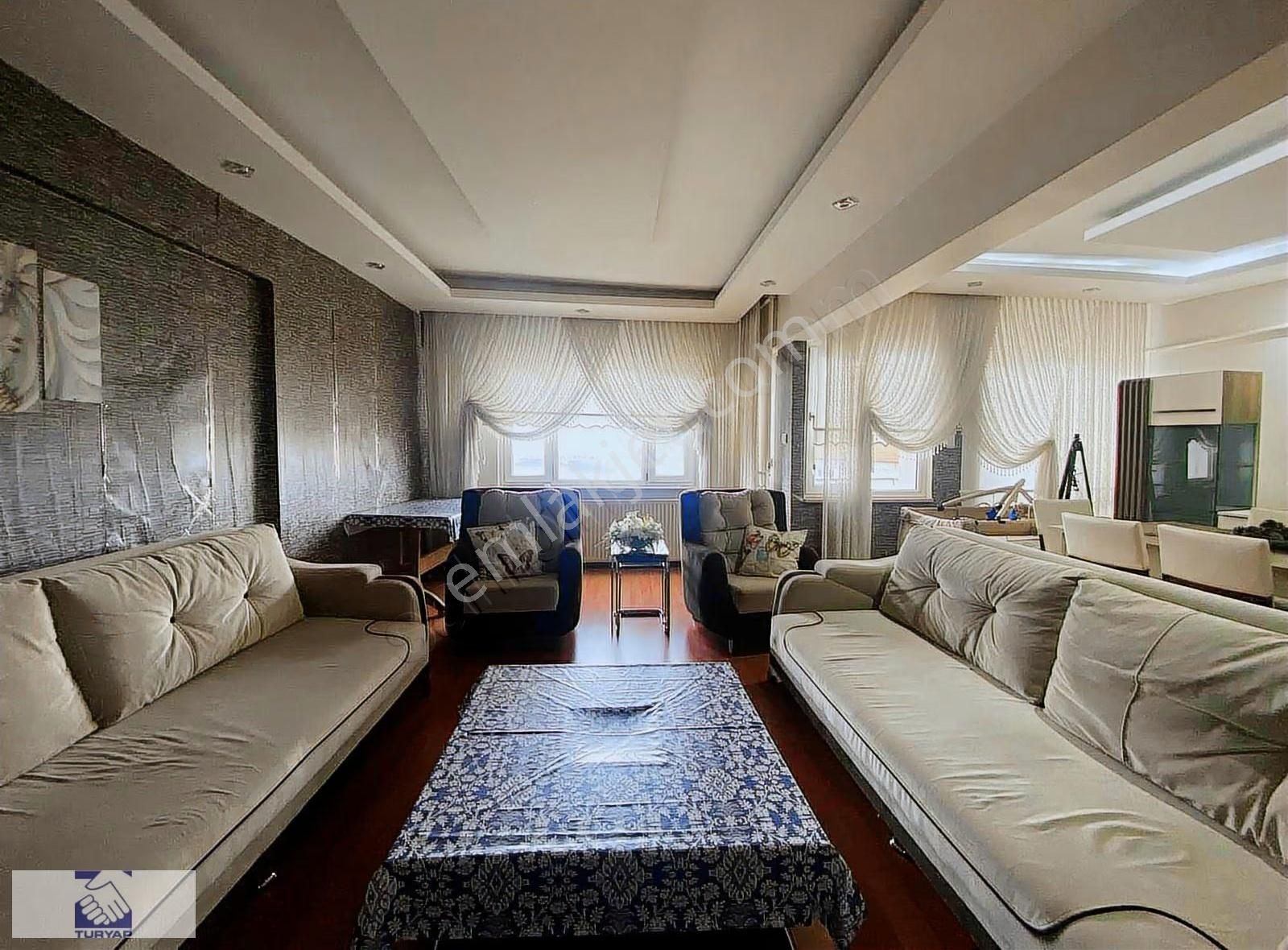 İstiklal Caddesinde Satılık 2+1 Daire - Görsel 6