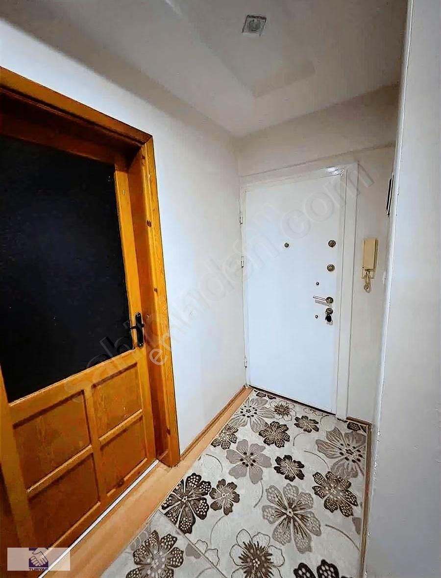 İstiklal Caddesinde Satılık 2+1 Daire - Görsel 8