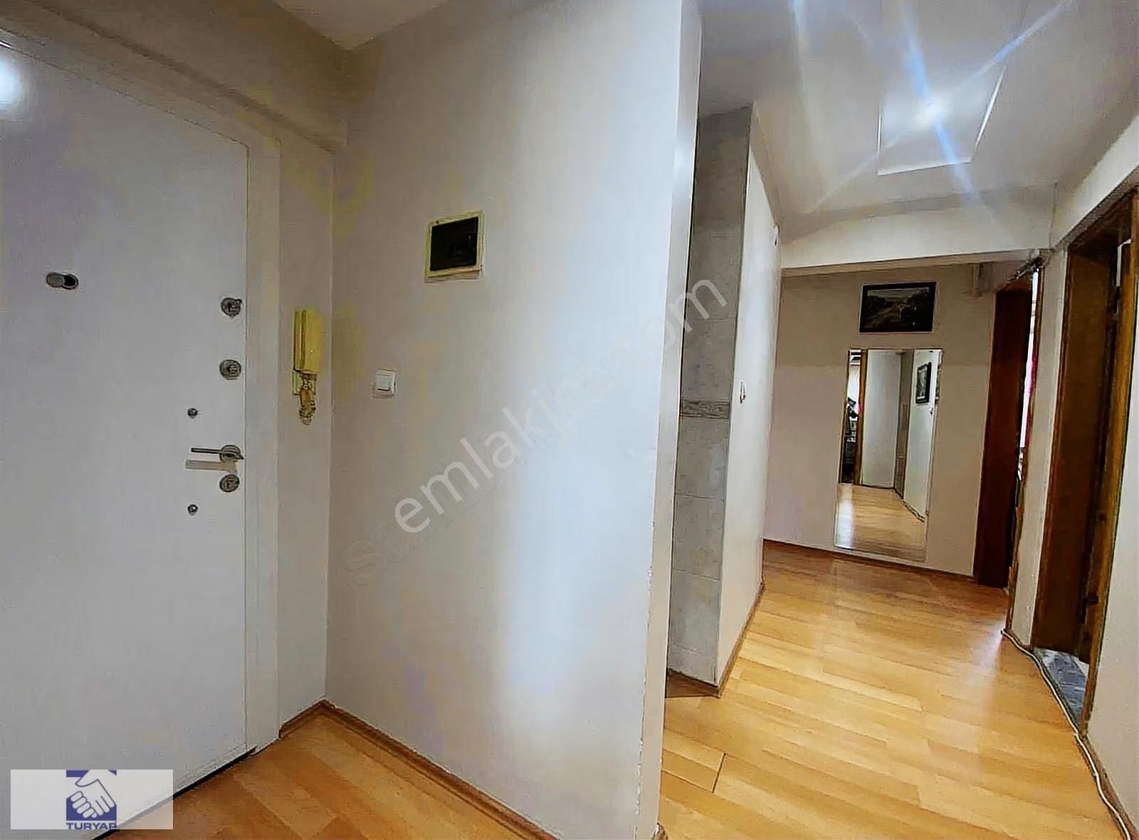 İstiklal Caddesinde Satılık 2+1 Daire - Görsel 13