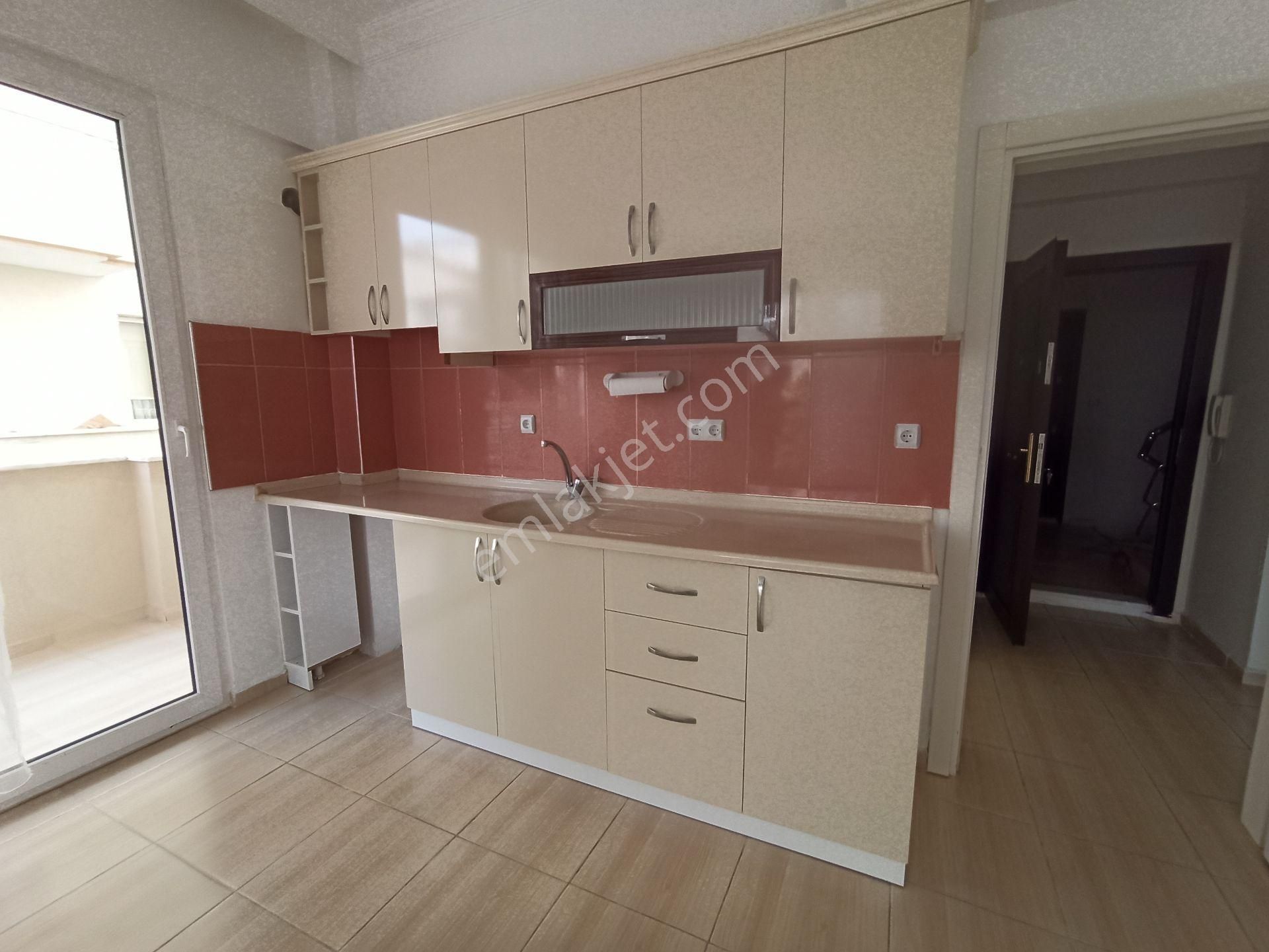 Didim Yeni Avm Yakını Ön Cephe 2+1 Eşyasız Sürekli Kiralık - Görsel 5