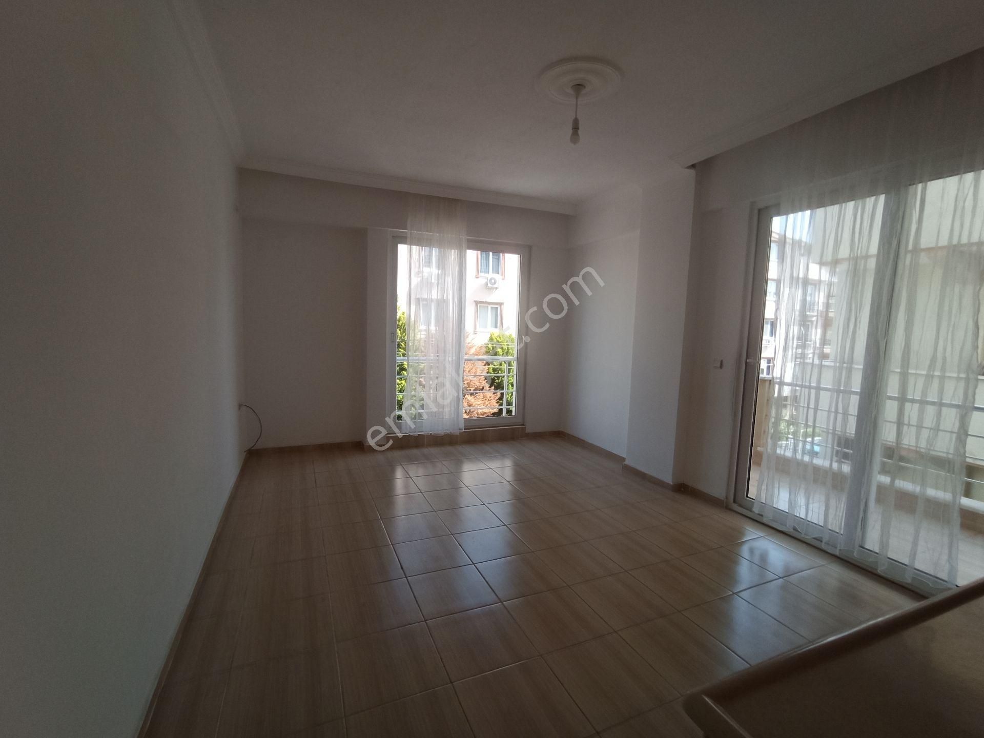 Didim Yeni Avm Yakını Ön Cephe 2+1 Eşyasız Sürekli Kiralık - Görsel 6