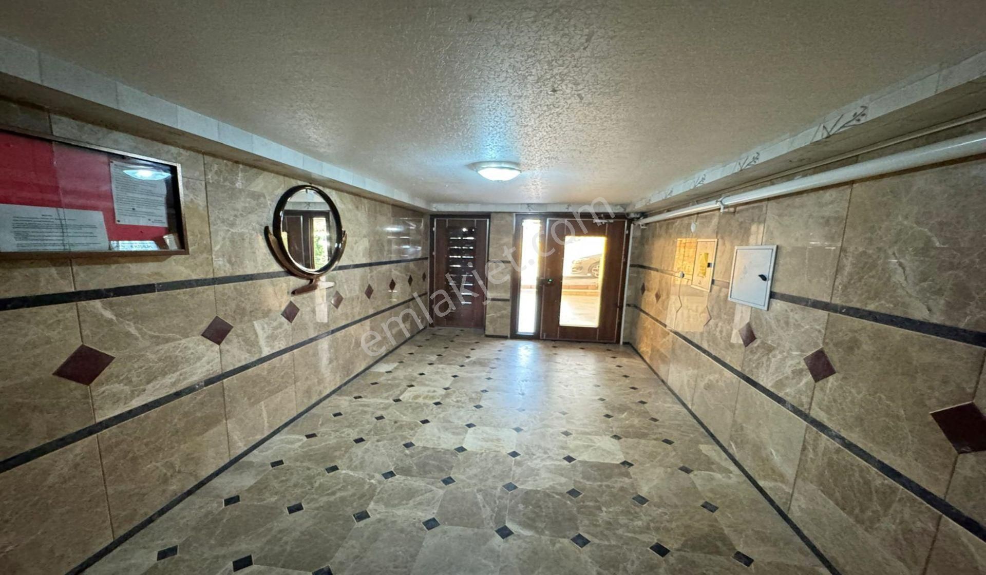 Ataparkda Geniş Balkonlu Yeni Bina Asansörlü 130m2 Geniş Daire - Görsel 19