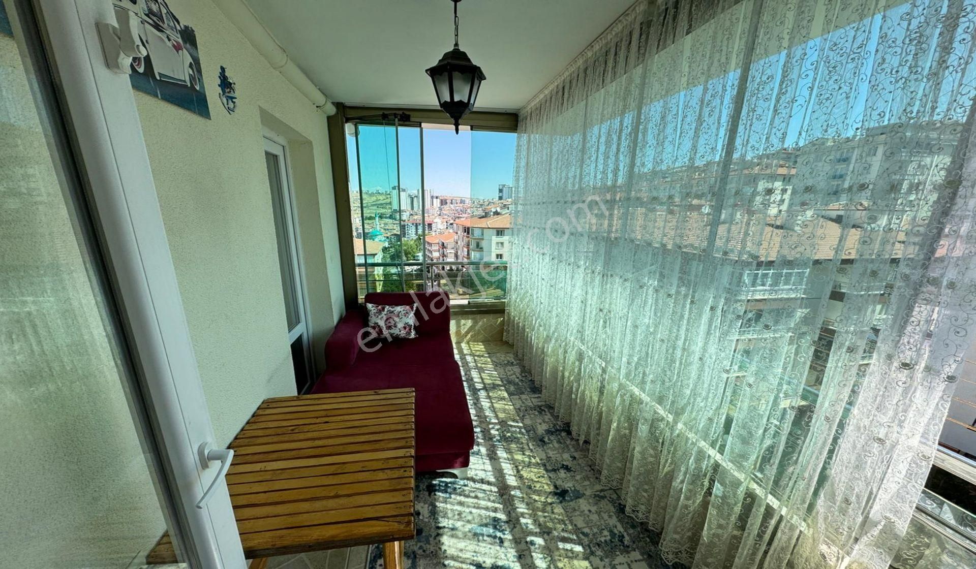 Ataparkda Geniş Balkonlu Yeni Bina Asansörlü 130m2 Geniş Daire - Görsel 4