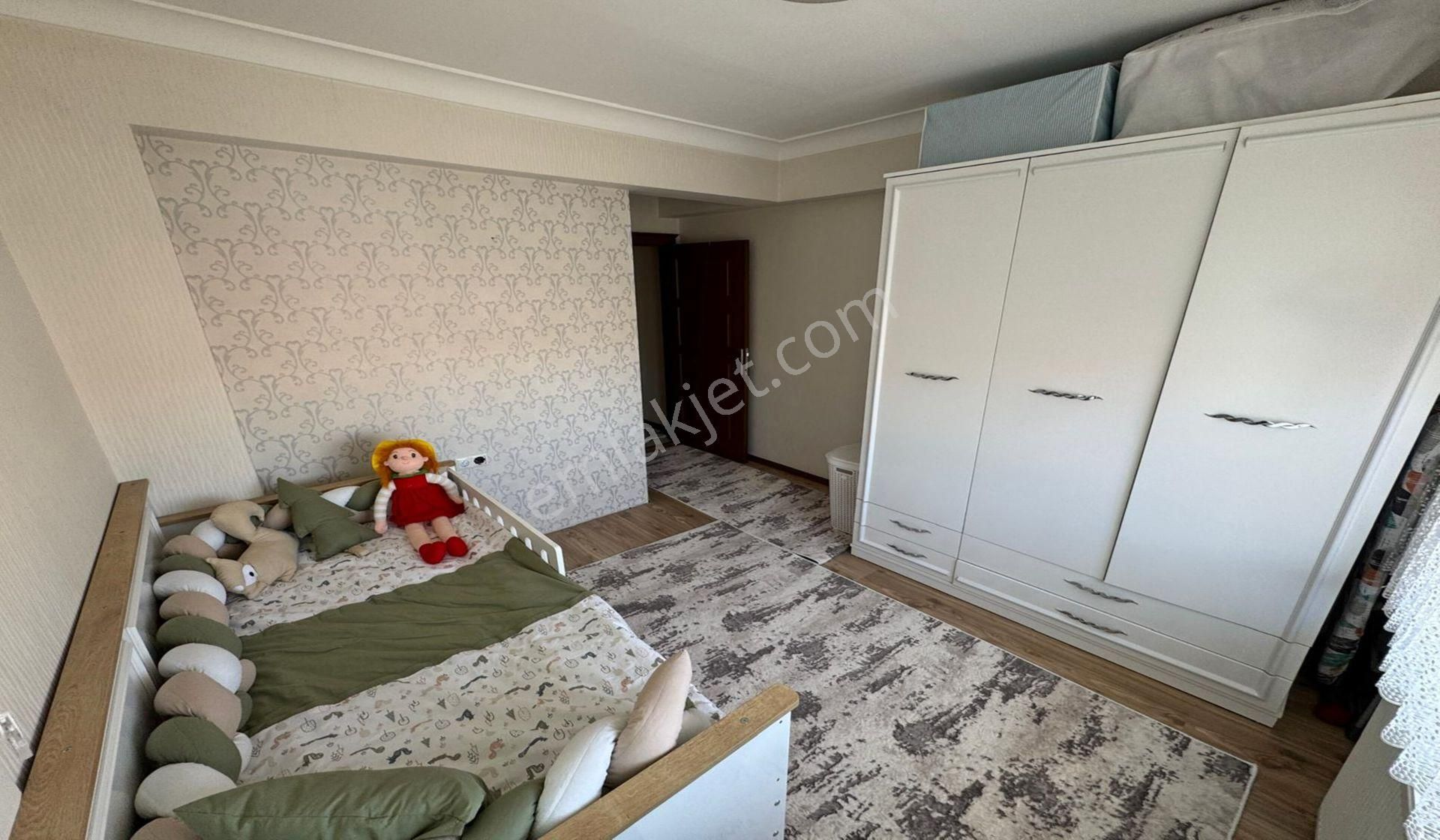 Ataparkda Geniş Balkonlu Yeni Bina Asansörlü 130m2 Geniş Daire - Görsel 15