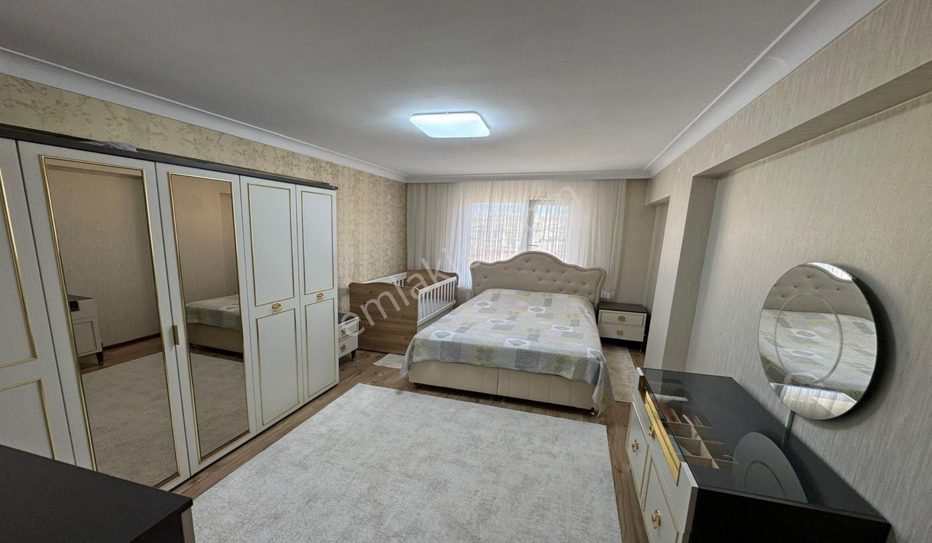 Ataparkda Geniş Balkonlu Yeni Bina Asansörlü 130m2 Geniş Daire - Görsel 9