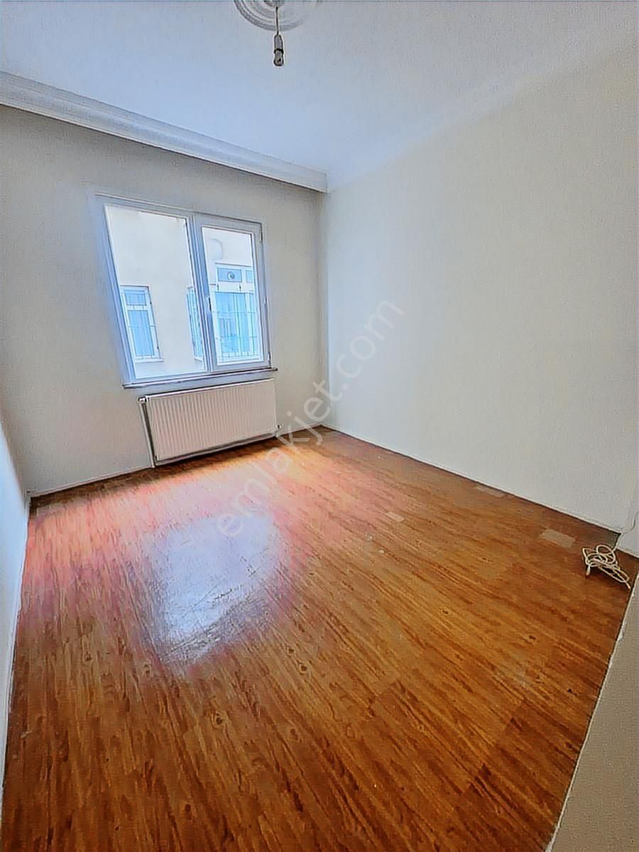 Hürriyette Kiralık 3+1 2.kat Daire - Görsel 2