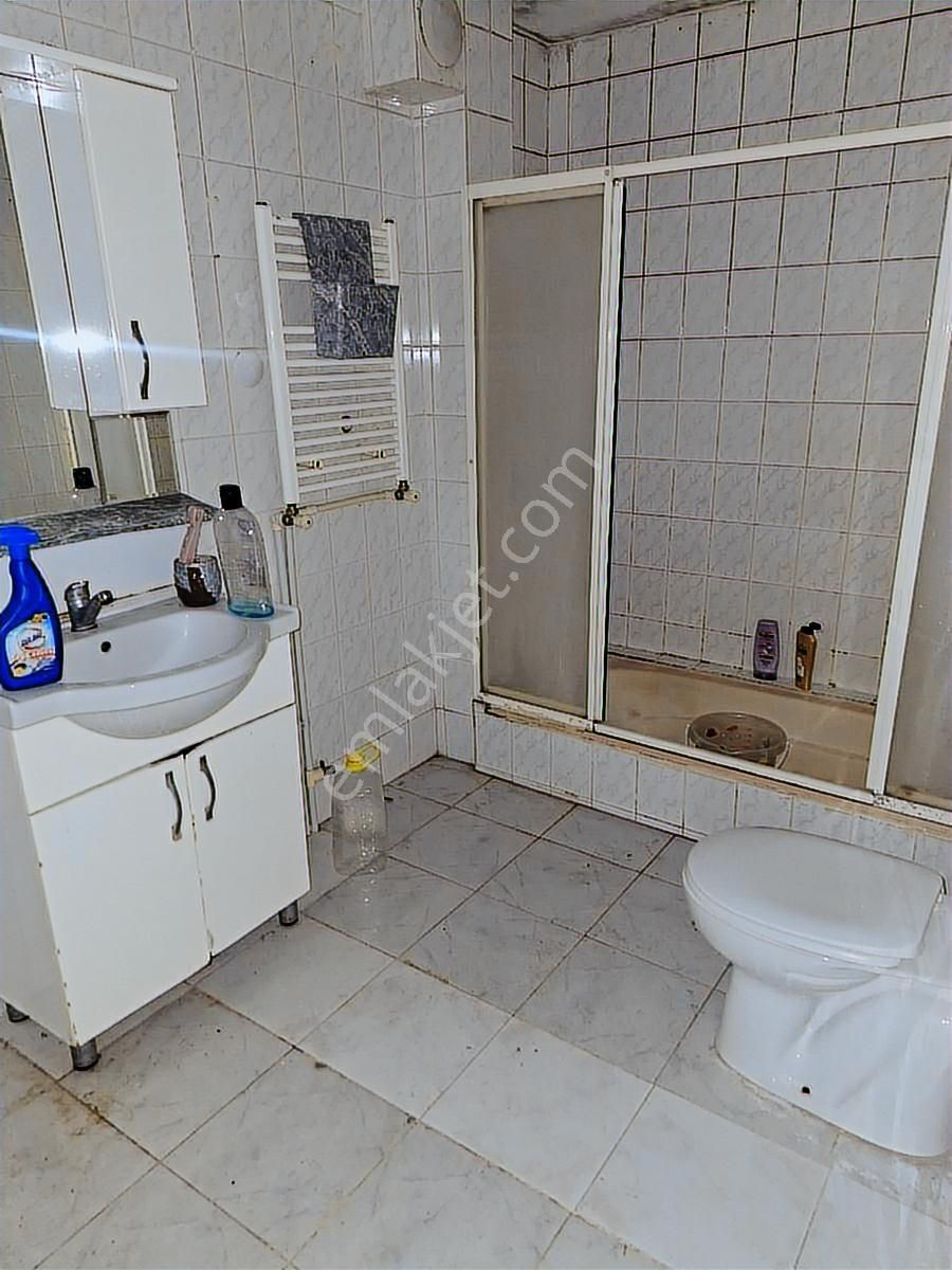 Hürriyette Kiralık 3+1 2.kat Daire - Görsel 10