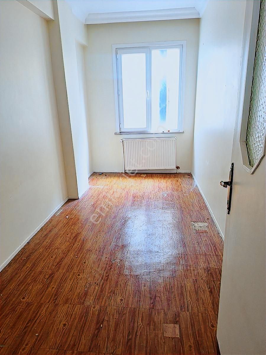 Hürriyette Kiralık 3+1 2.kat Daire - Görsel 13