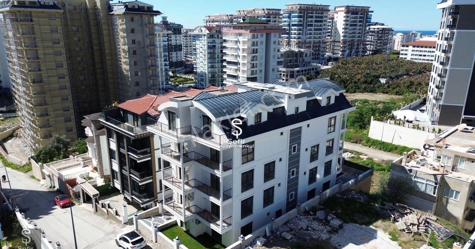 Alanya Mahmutlar'da Aktiviteli 2+1 Dubleks Kiralık Daire