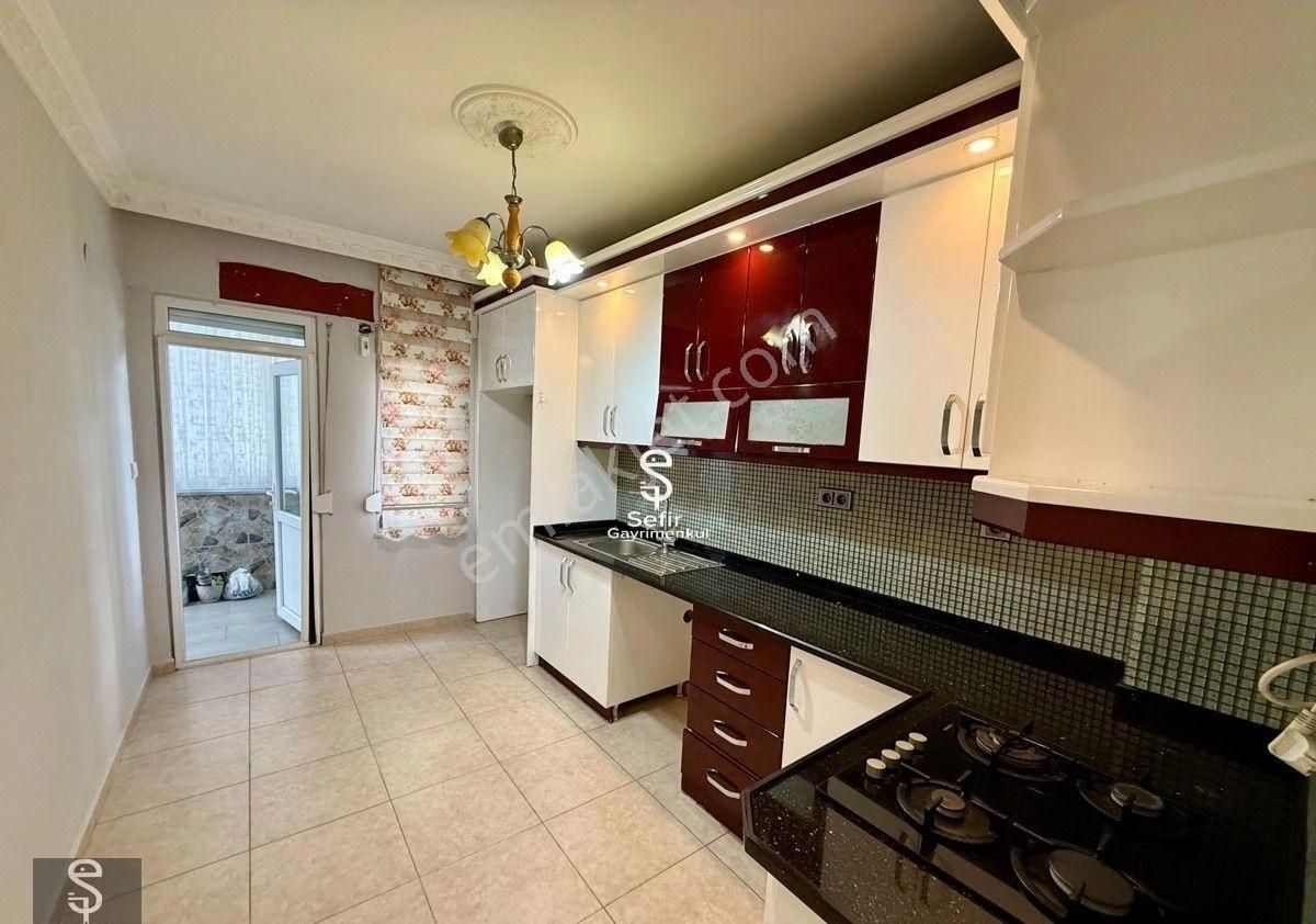 Alanya Merkez Şekerhane'de 2+1 Ayrı Mutfak Kiralık Daire