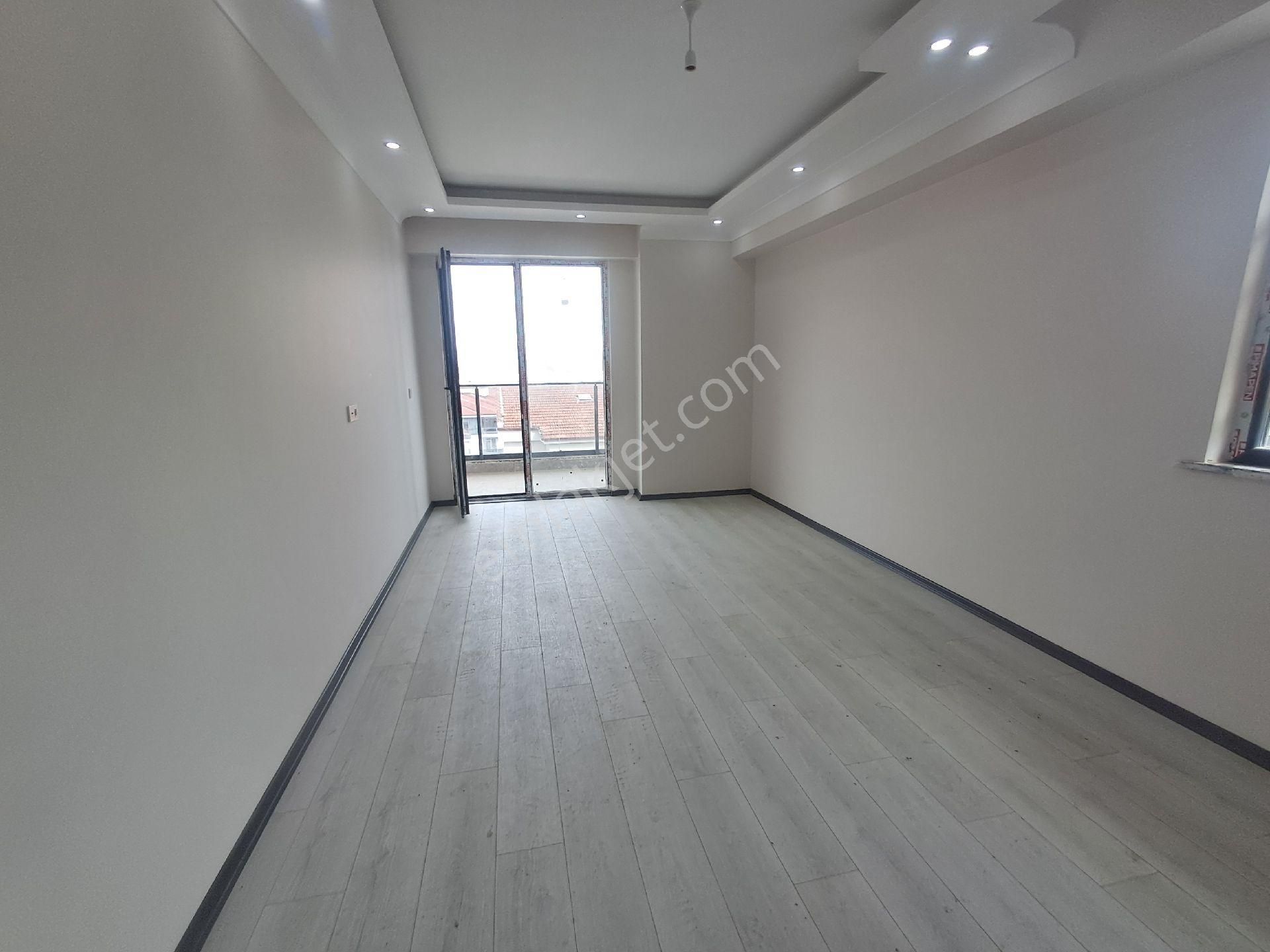 Tekirdağ Süleymanpaşa Ekşioğlundan Altınova Mah Satılık 2+1