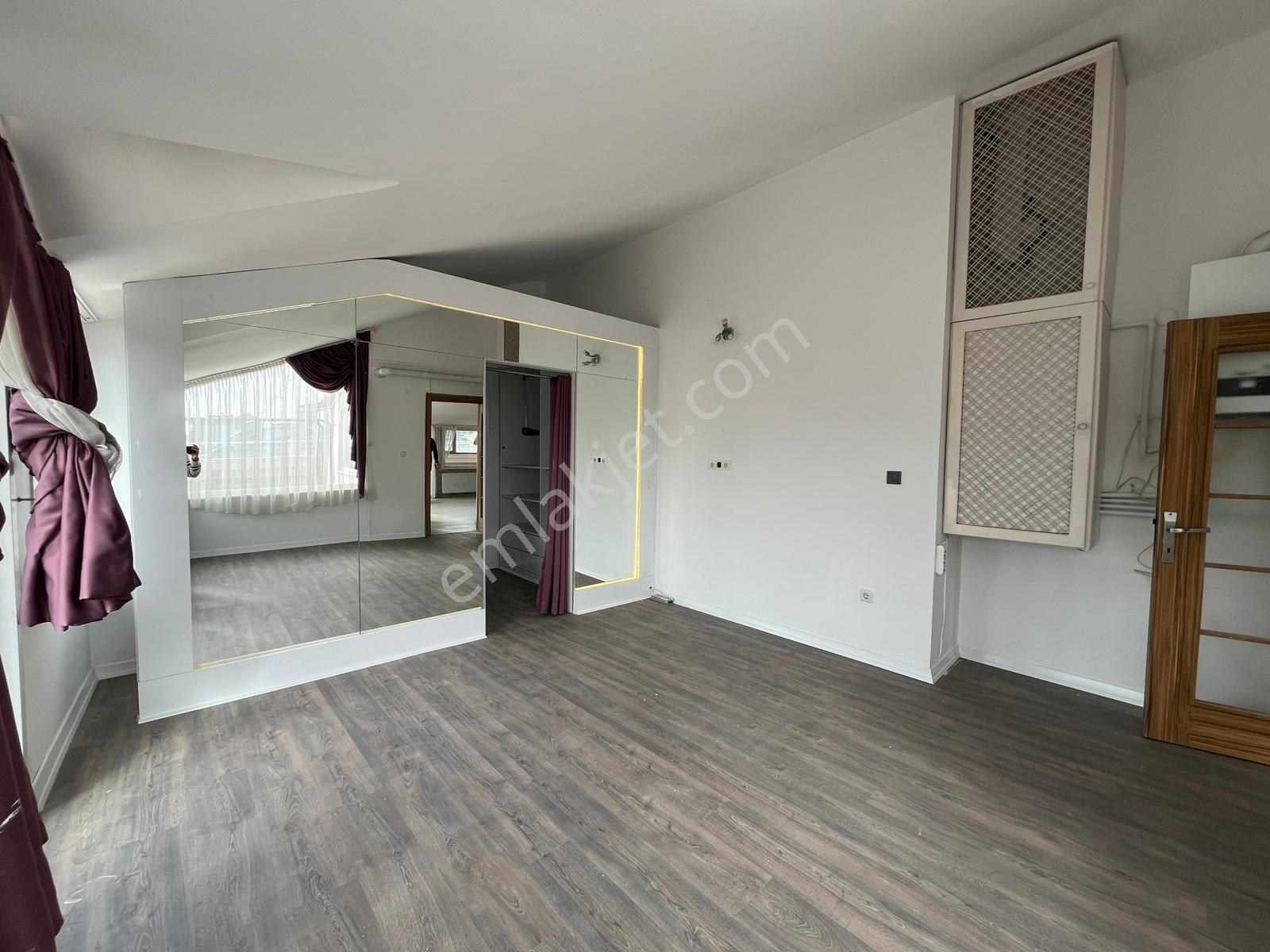 Kozyatağı'nda 330m² Deniz Manzaralı Teraslı Emsalsiz Satılık 3+1 - Görsel 28