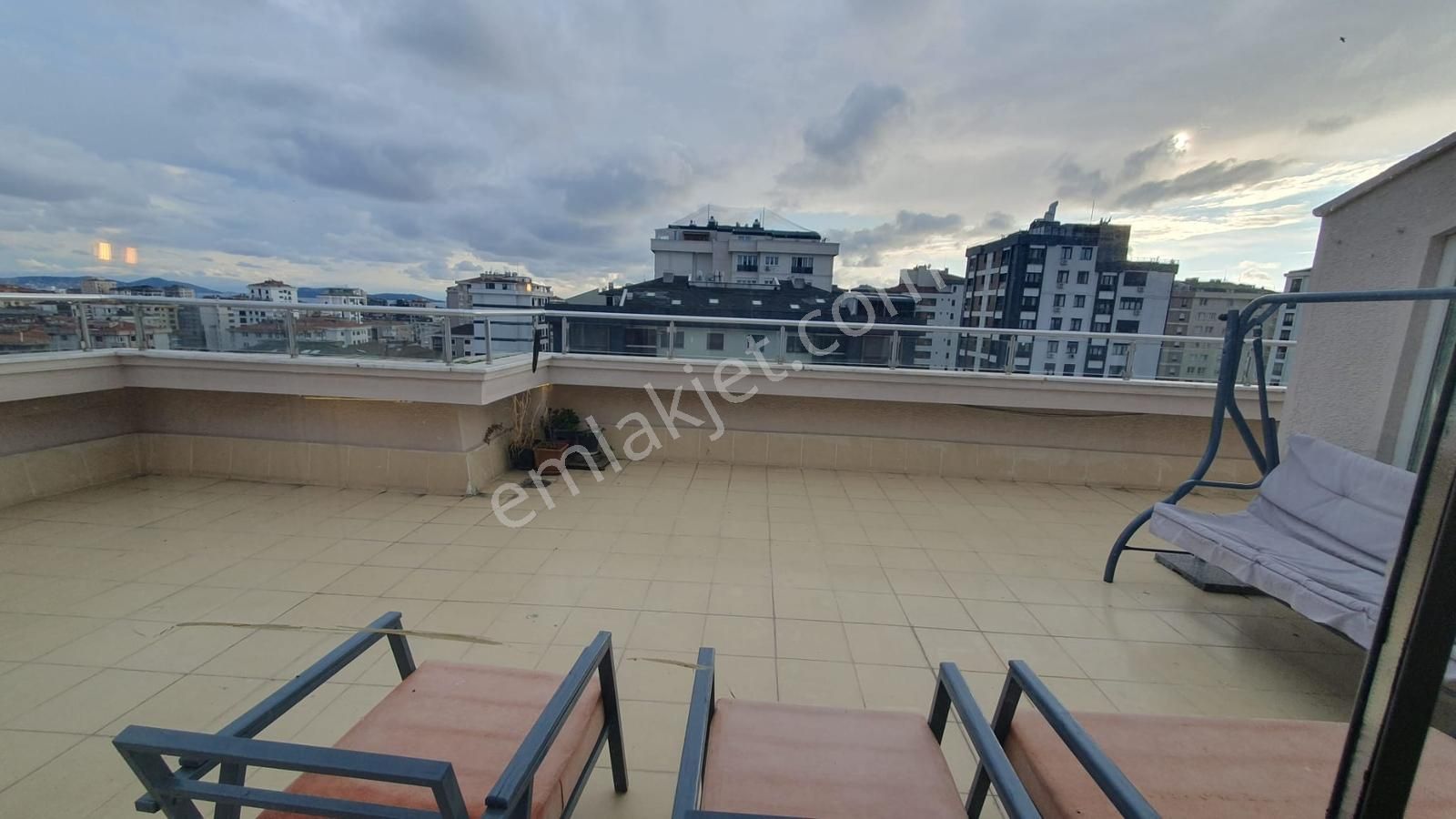 Kozyatağı'nda 330m² Deniz Manzaralı Teraslı Emsalsiz Satılık 3+1 - Görsel 20