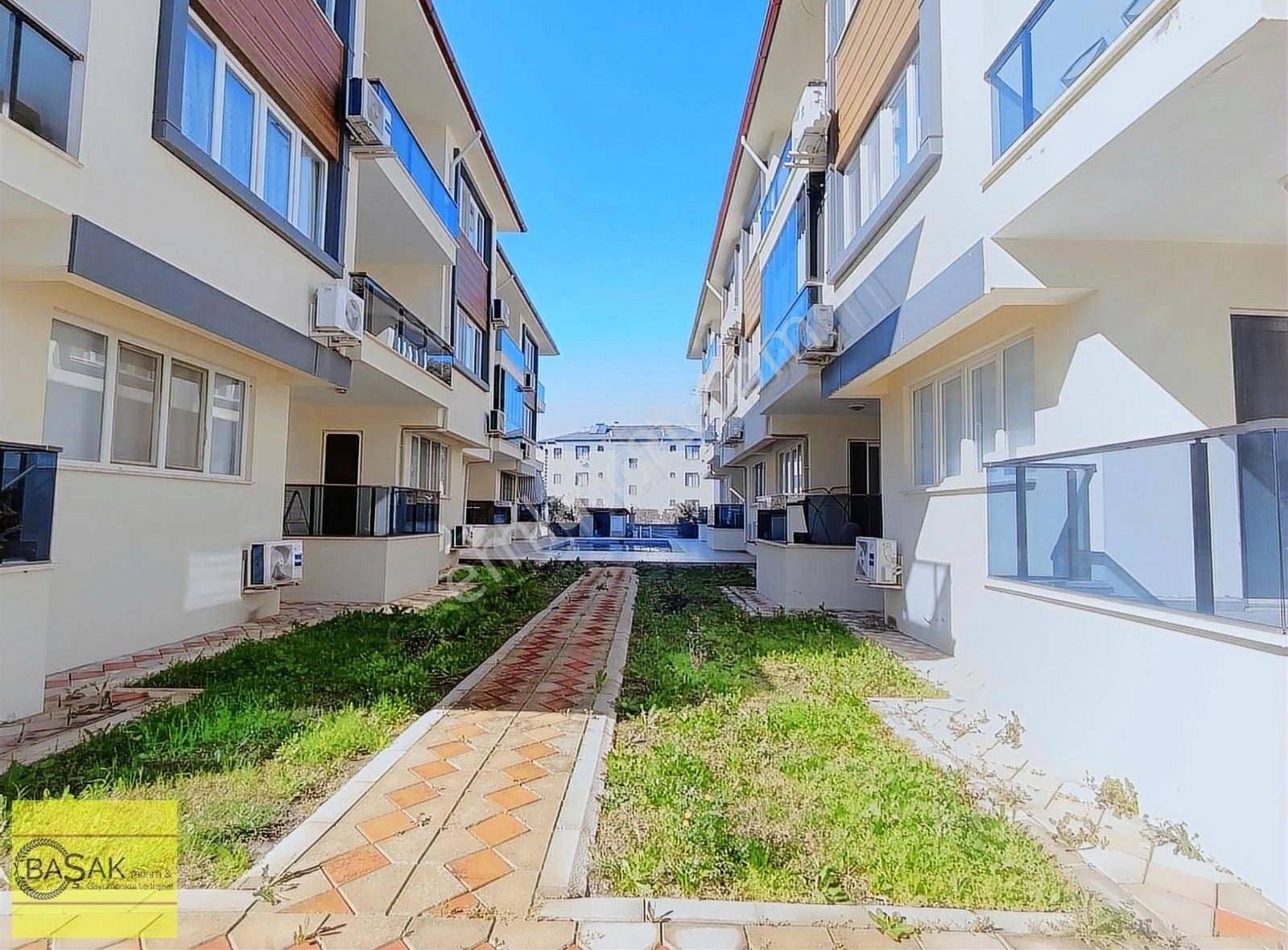Basak'tan Eşyalı Ve Havuzlu Son 1+1 Lerden - Görsel 19