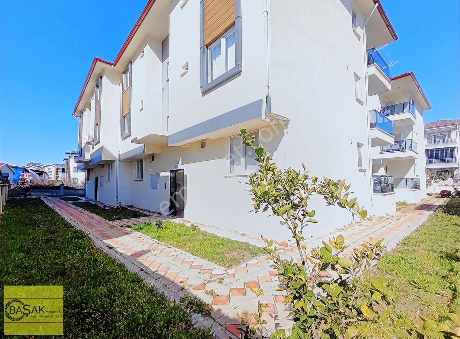 Basak'tan Eşyalı Ve Havuzlu Son 1+1 Lerden - Görsel 10