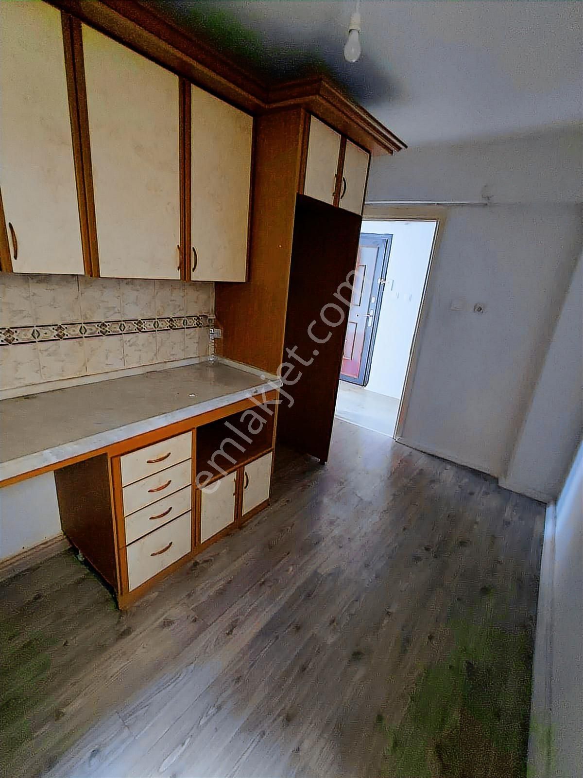 Katip Çelebi Hastanesi Yakını 3+1 Arakat Geniş Daire - Görsel 24