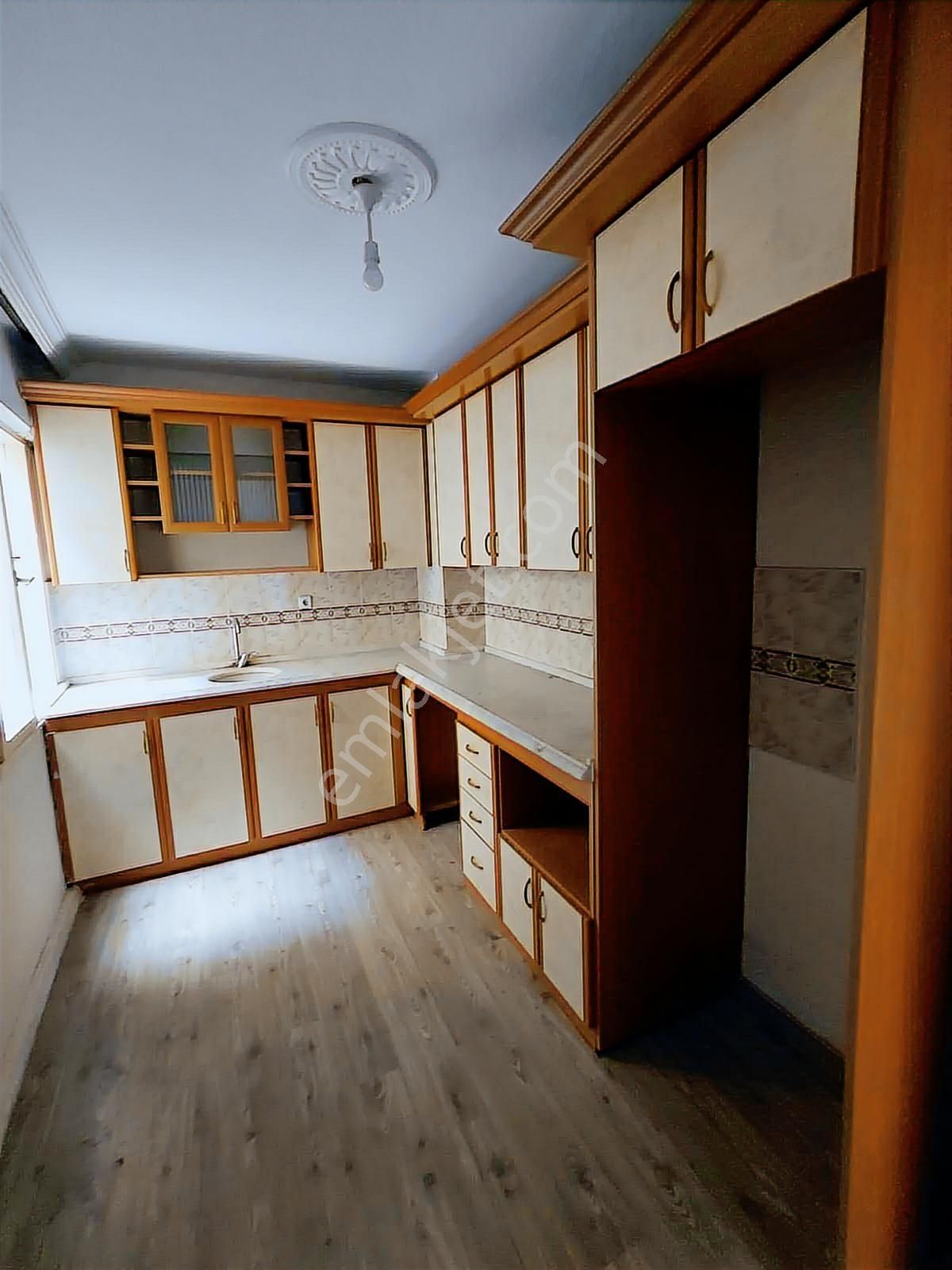 Katip Çelebi Hastanesi Yakını 3+1 Arakat Geniş Daire - Görsel 12