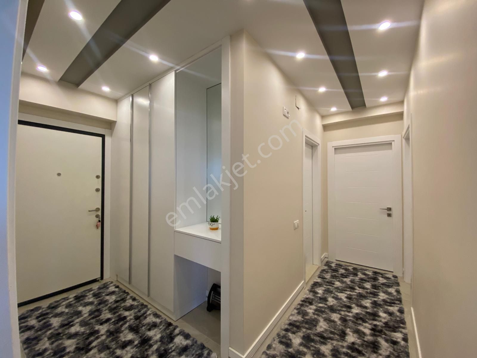 Adana Çukurova Kabasakalda Havuzlu Site İçerisinde Süper Lüx 2+1 Çift Banyo Giyinme Odalı - Görsel 12