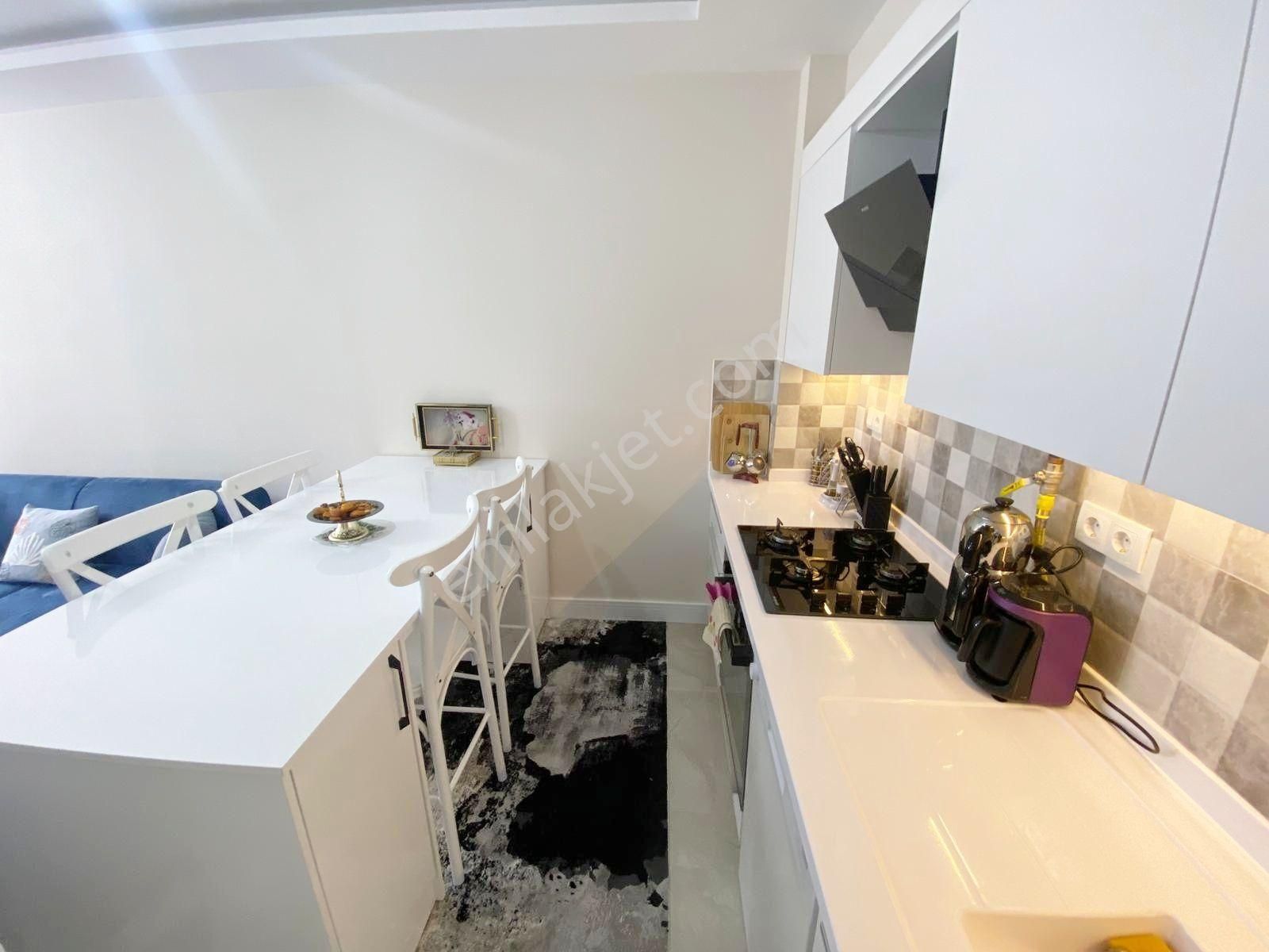 Adana Çukurova Kabasakalda Havuzlu Site İçerisinde Süper Lüx 2+1 Çift Banyo Giyinme Odalı - Görsel 8