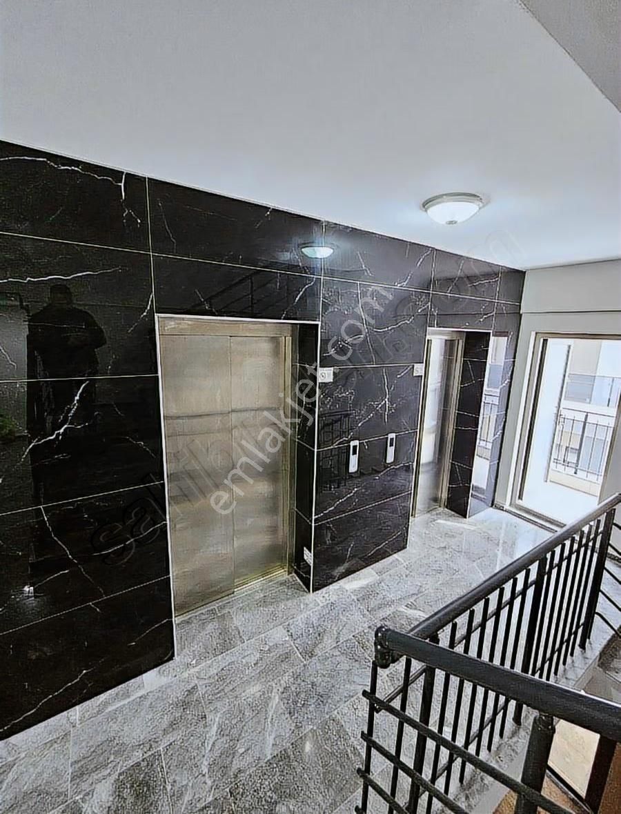 Merkez Mah 1+1 Lüks Daire - Görsel 15