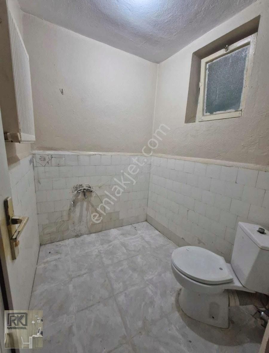 R.k Dan Setbaşı Kurtoğlunda Kiralık 2+1 Daire - Görsel 3