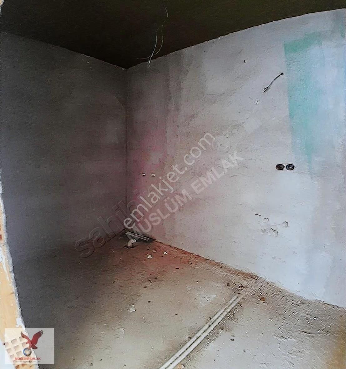 Müslüm Emlaktan Reşitpaşa Caddesinde Sıfır 3+1 Gözde Daire - Görsel 16