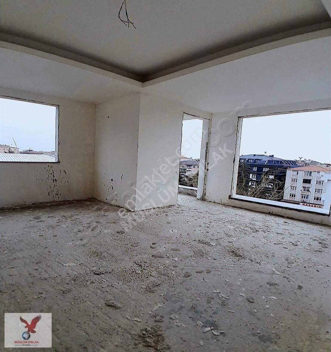 Müslüm Emlaktan Reşitpaşa Caddesinde Sıfır 3+1 Gözde Daire - Görsel 9