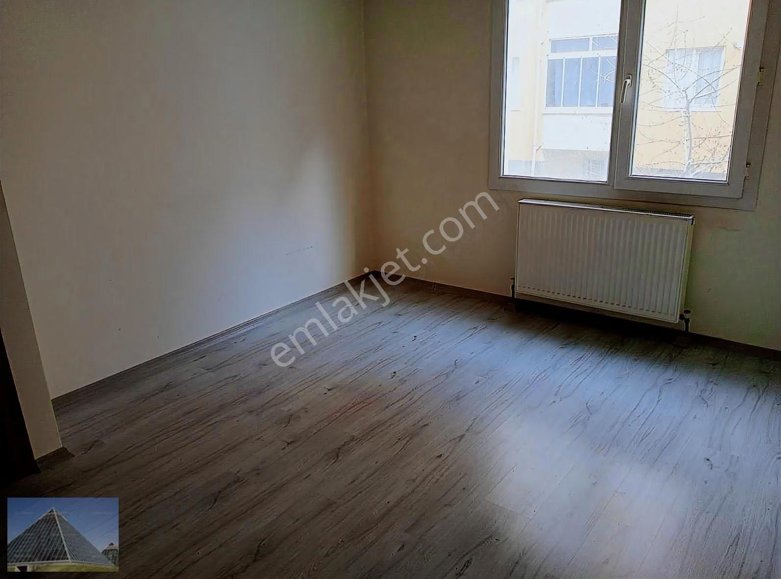 Kemalettin Mahallesinde Kiralık Ara Kat 2+1 Açık Mutfak Daire - Görsel 4