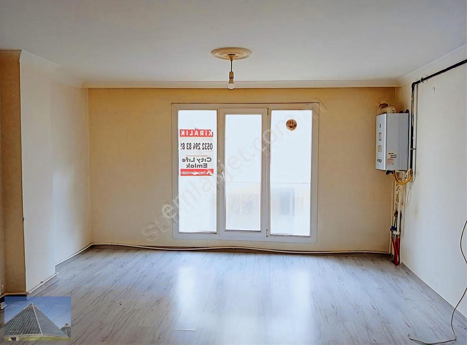 Kemalettin Mahallesinde Kiralık Ara Kat 2+1 Açık Mutfak Daire - Görsel 5