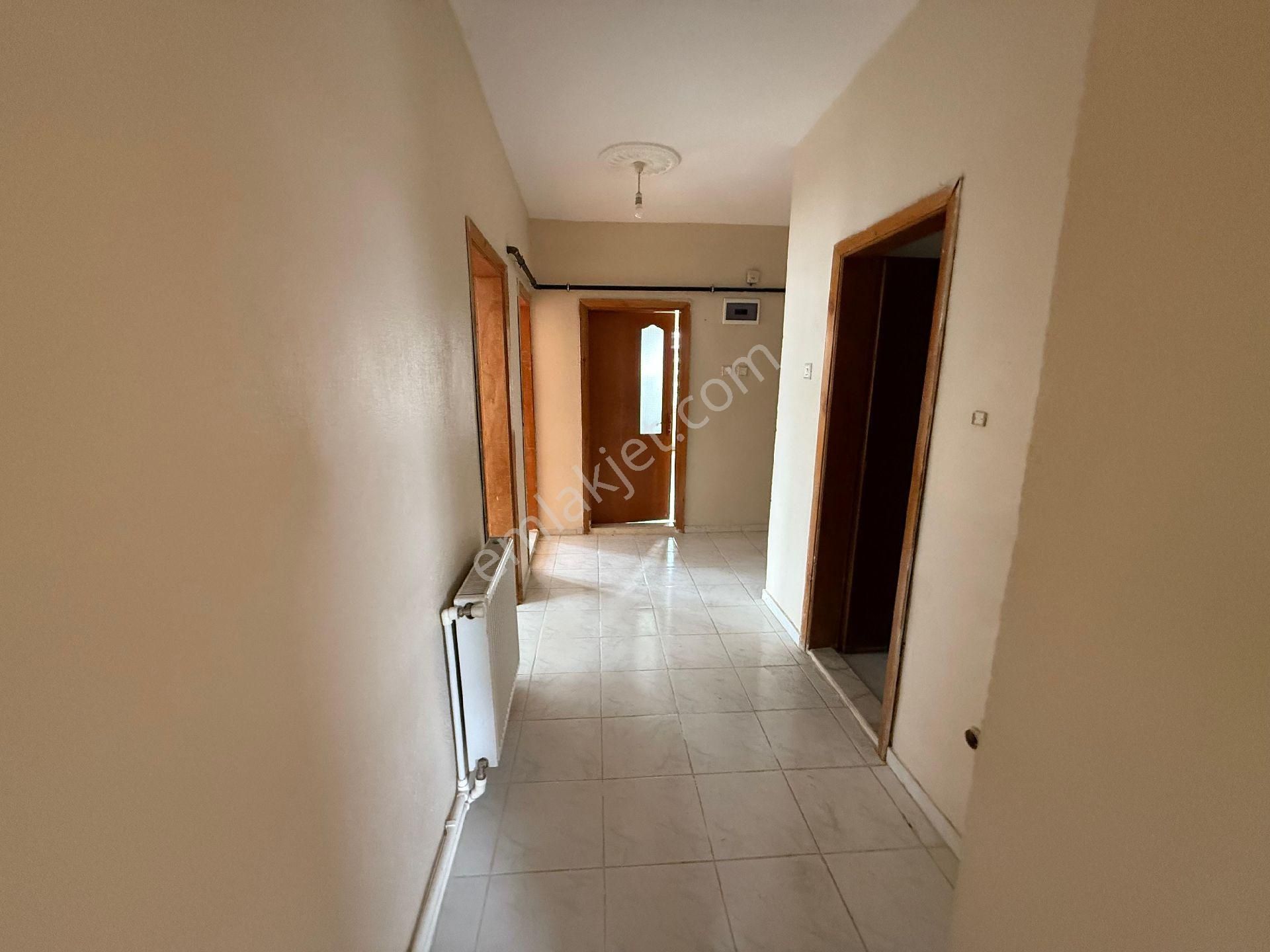 Özçelebi'den Nazar Market Aşağısı 3+1 Doğalgazlı Kiralık Daire - Görsel 12